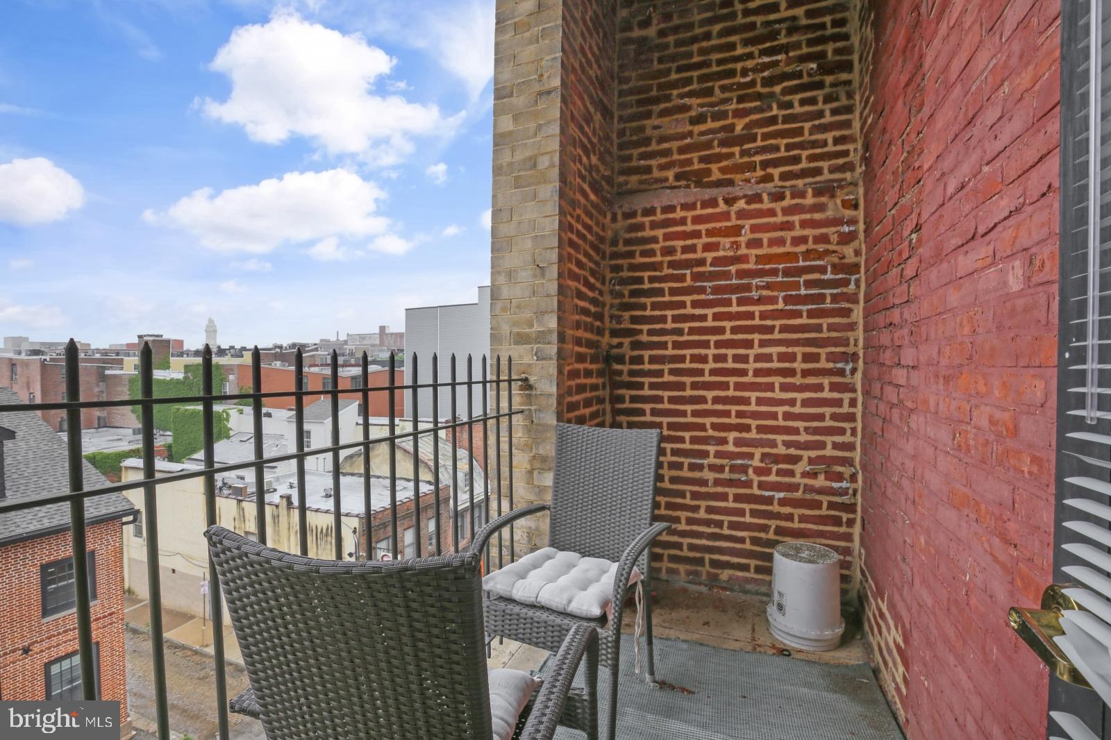 OLD CITY - Residential Lease