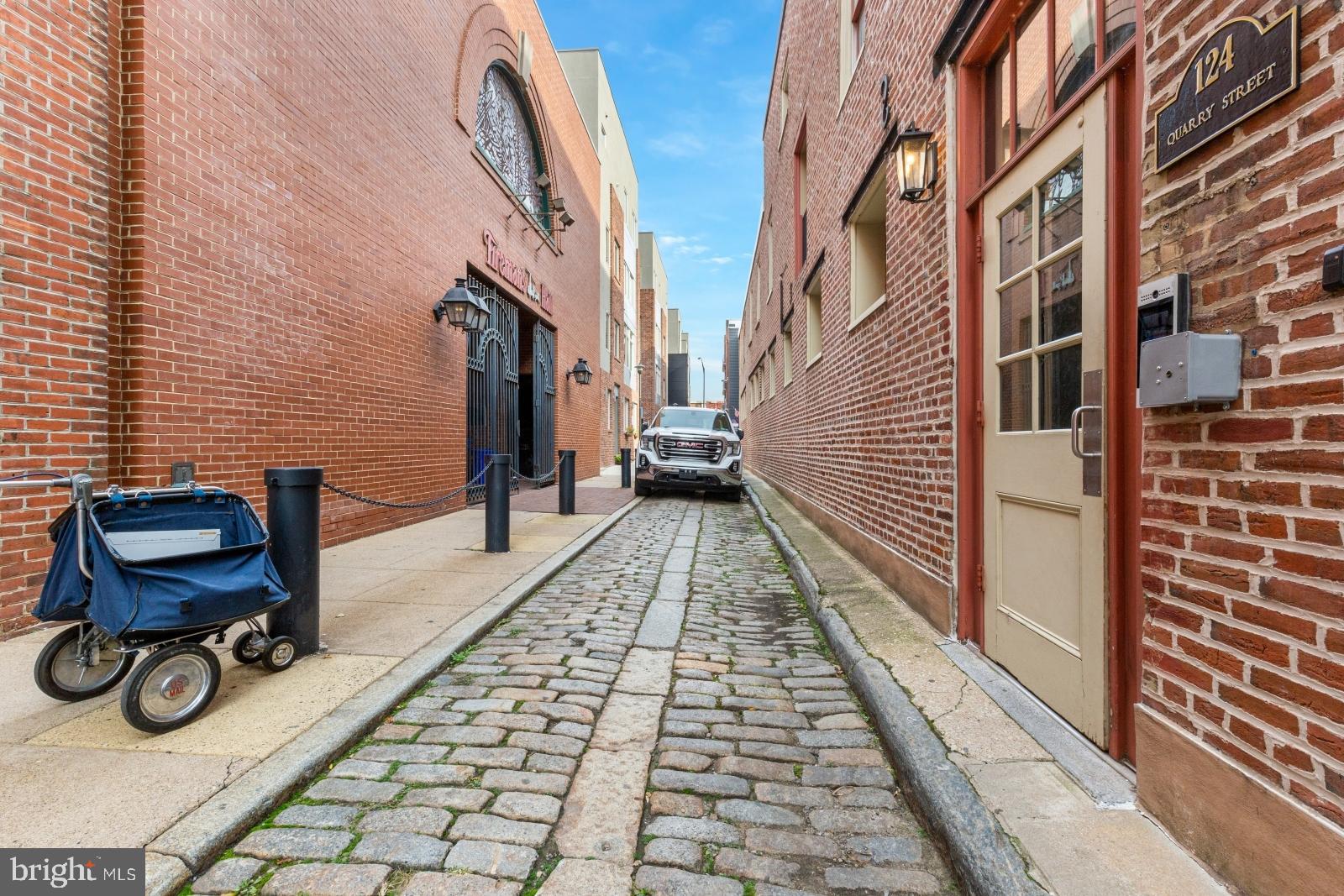 OLD CITY - Residential Lease