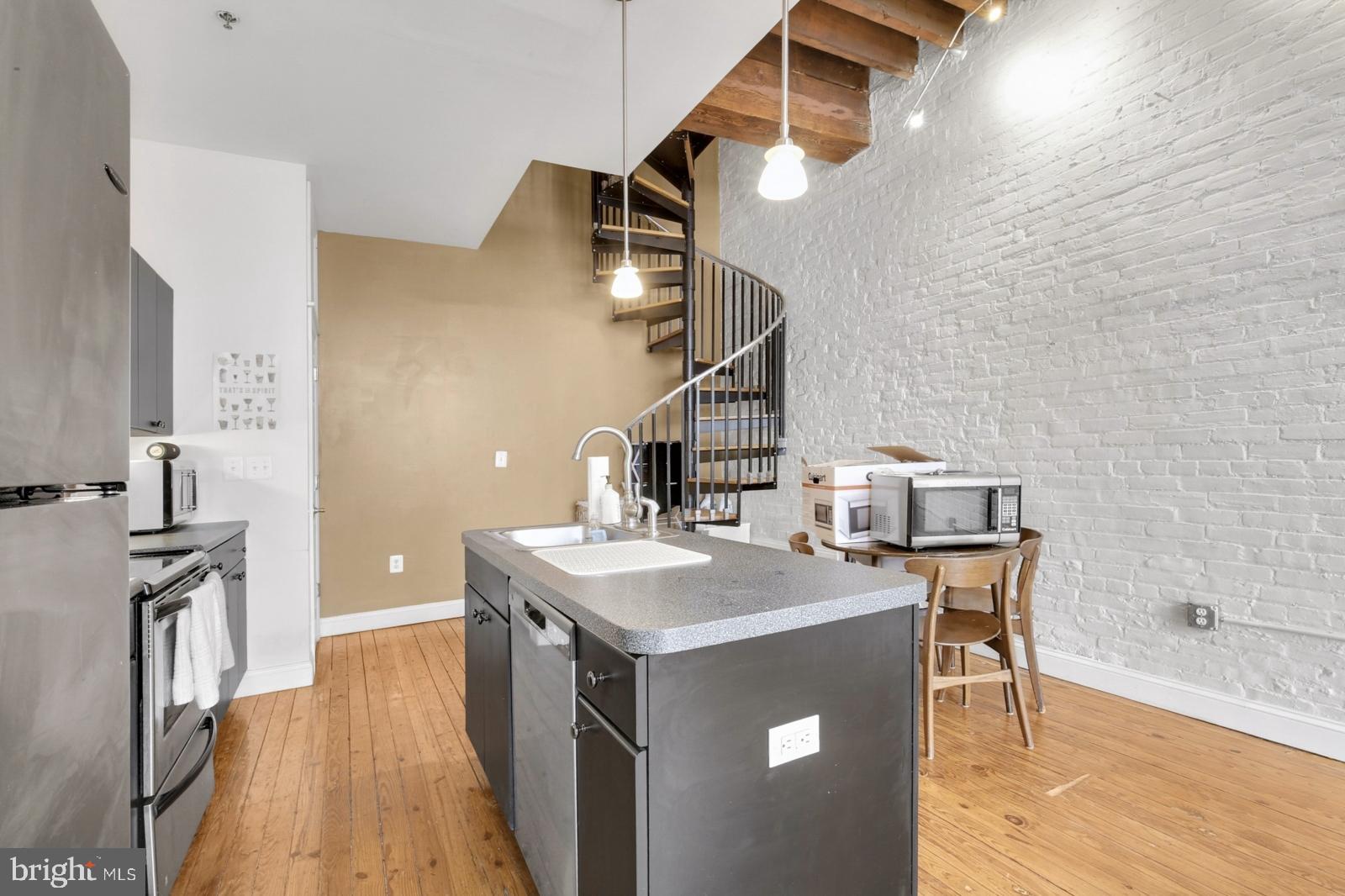 OLD CITY - Residential Lease