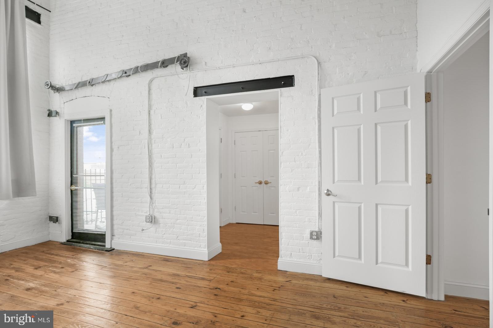 OLD CITY - Residential Lease