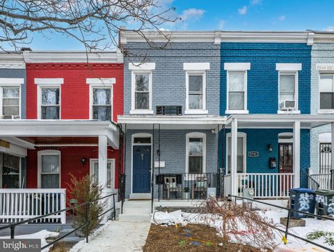 Photo of 2723 Sherman Avenue NW, WASHINGTON, DC 20001 (MLS # DCDC2245348)