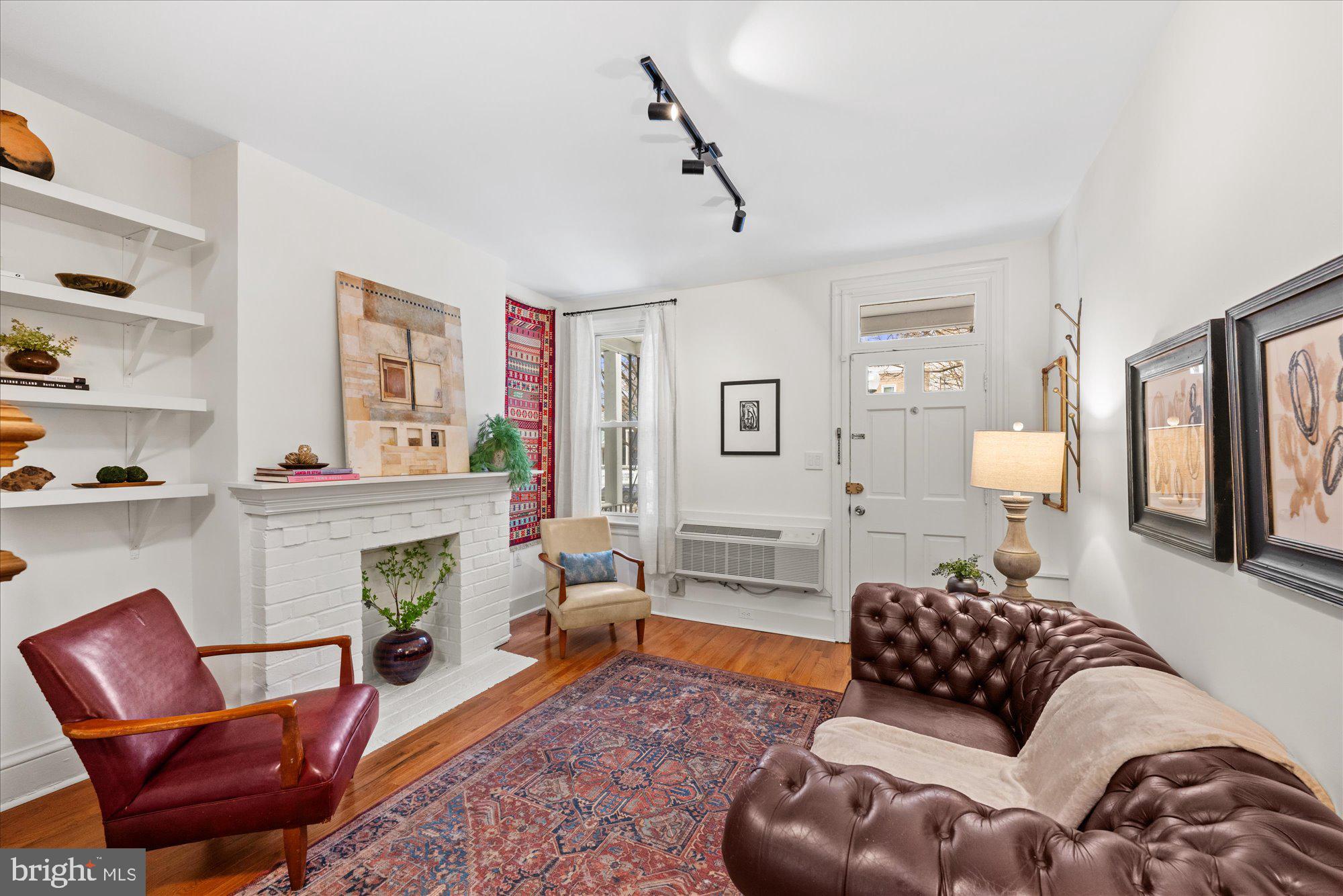 2723 SHERMAN AVENUE NW