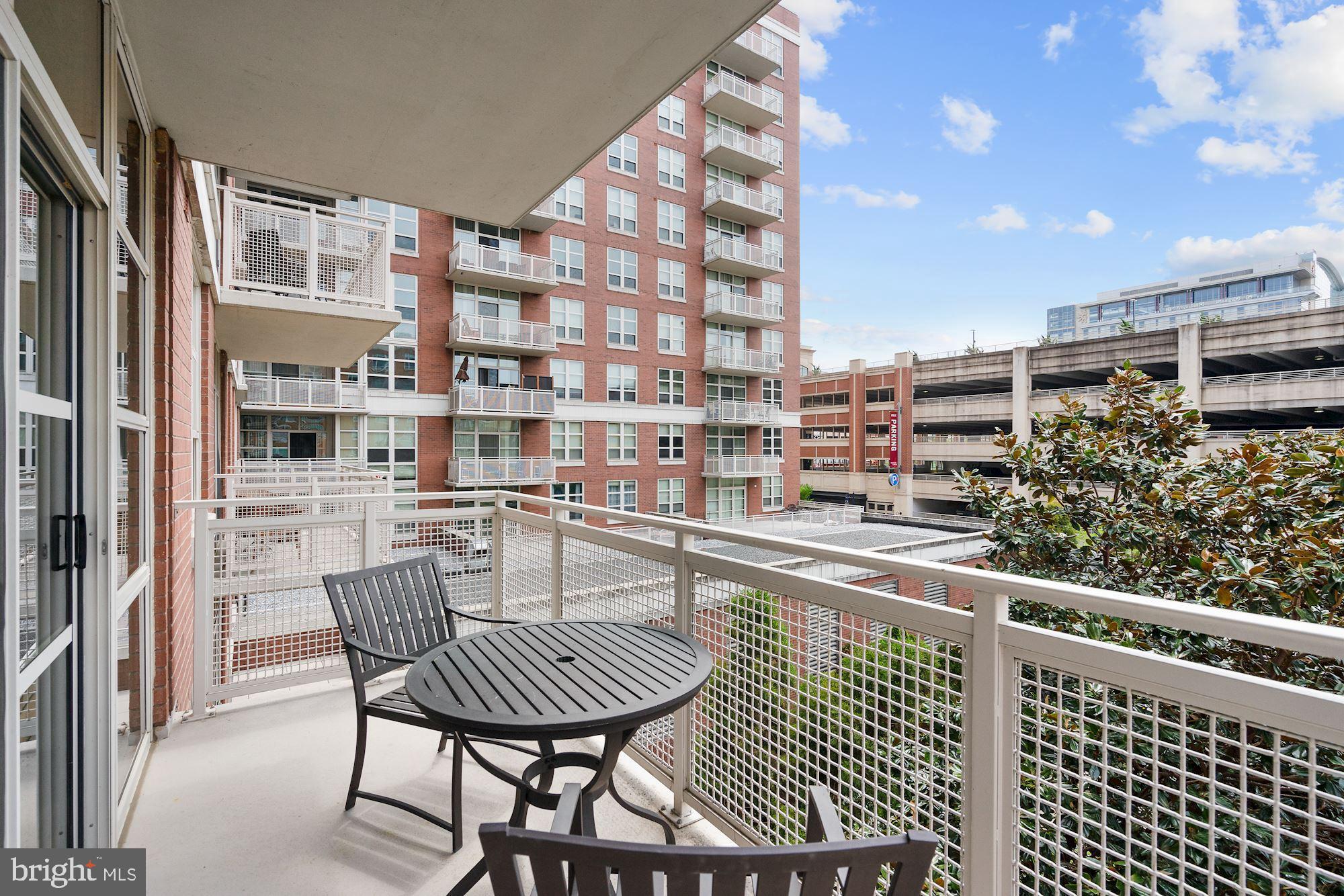 NATIONAL HARBOR - Residential