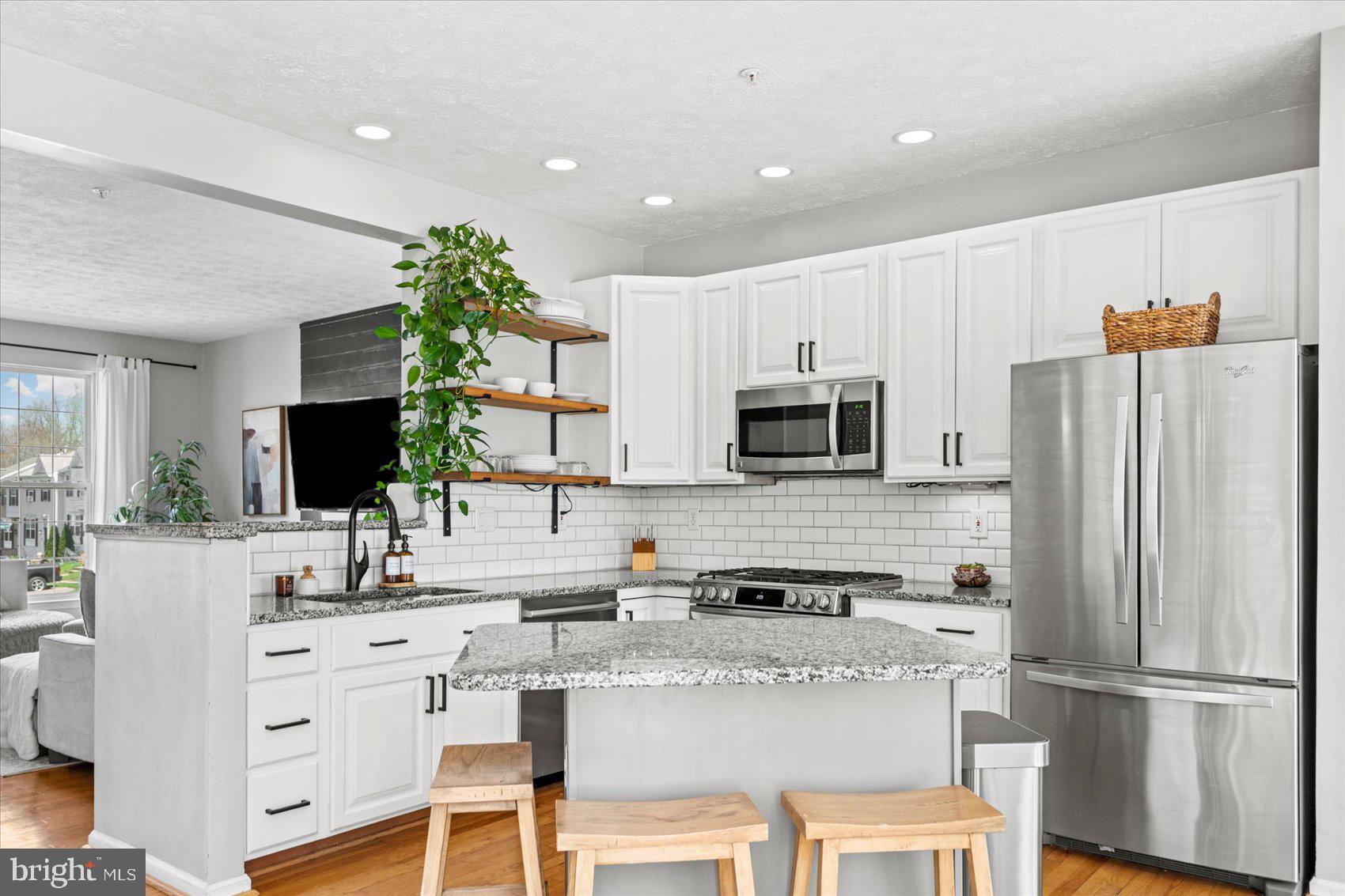 CASTLE STONE AT WHITE MARSH - Residential