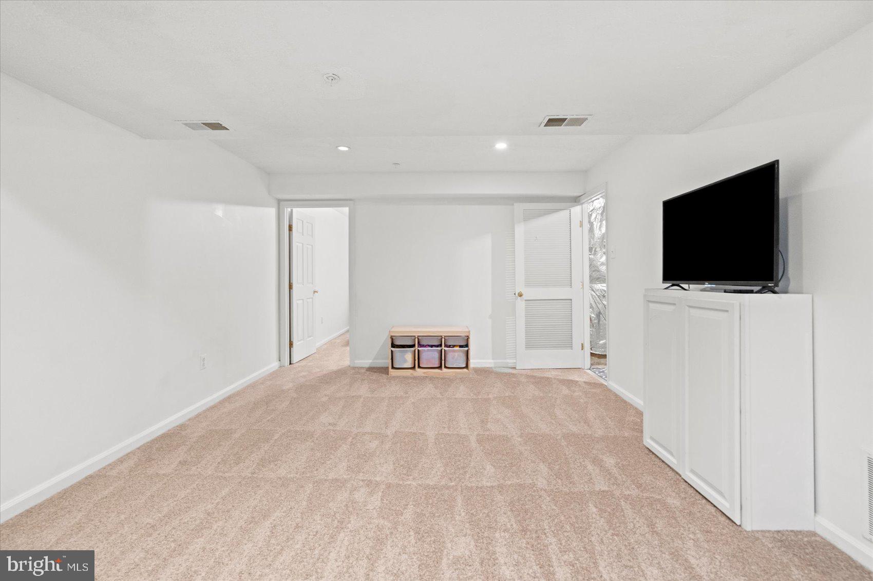 CASTLE STONE AT WHITE MARSH - Residential