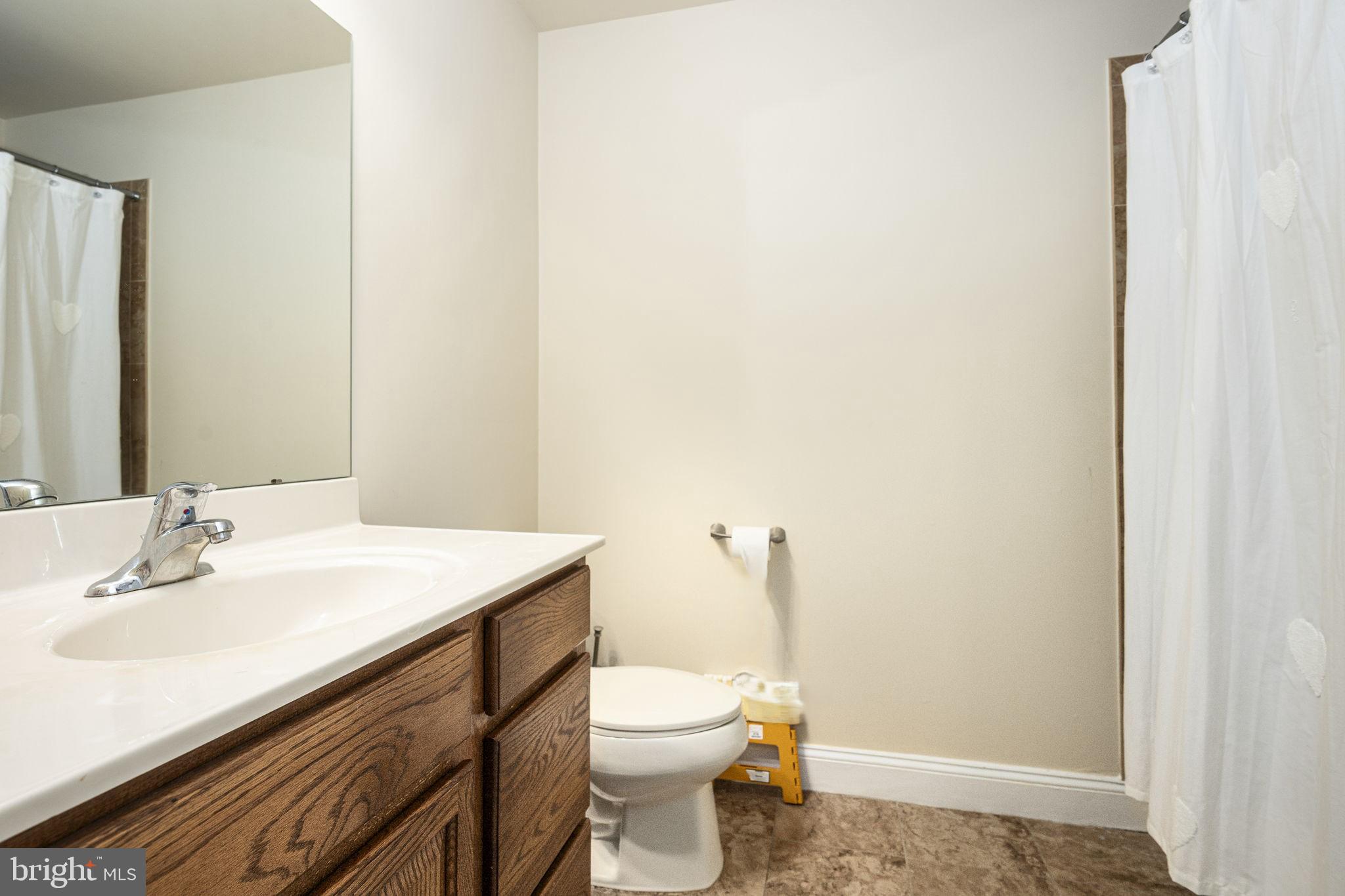 CHESTNUT RIDGE - Residential