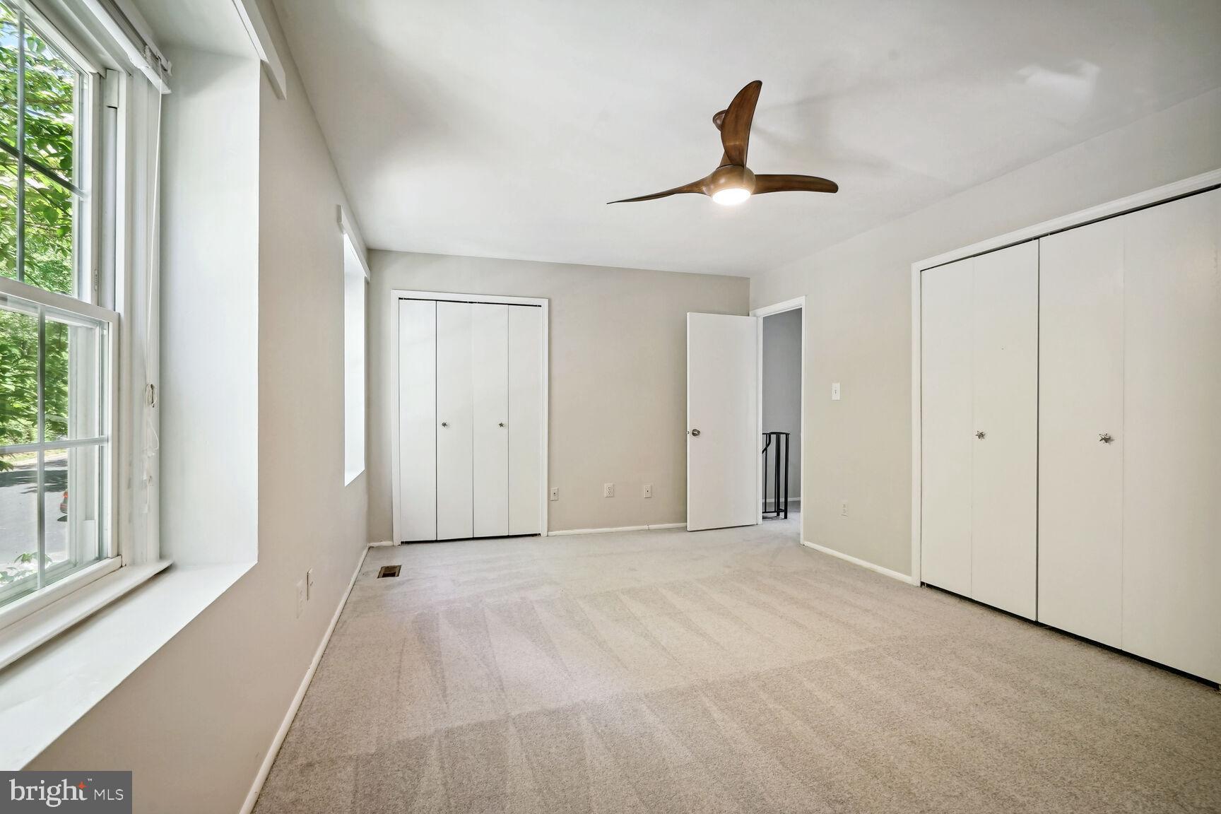 DANBURY FOREST - Residential