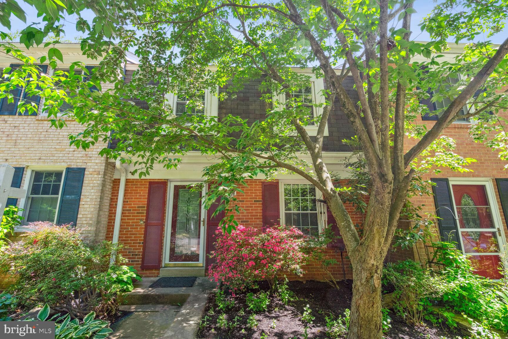 DANBURY FOREST - Residential