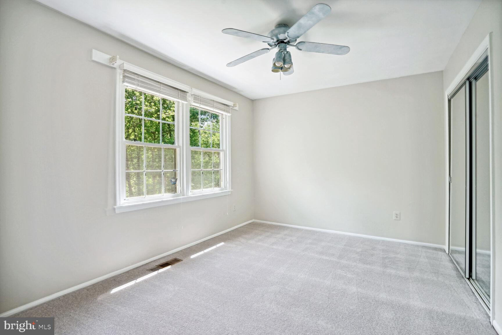 DANBURY FOREST - Residential