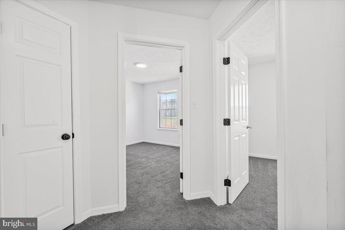 OLD FORT HILLS - Residential