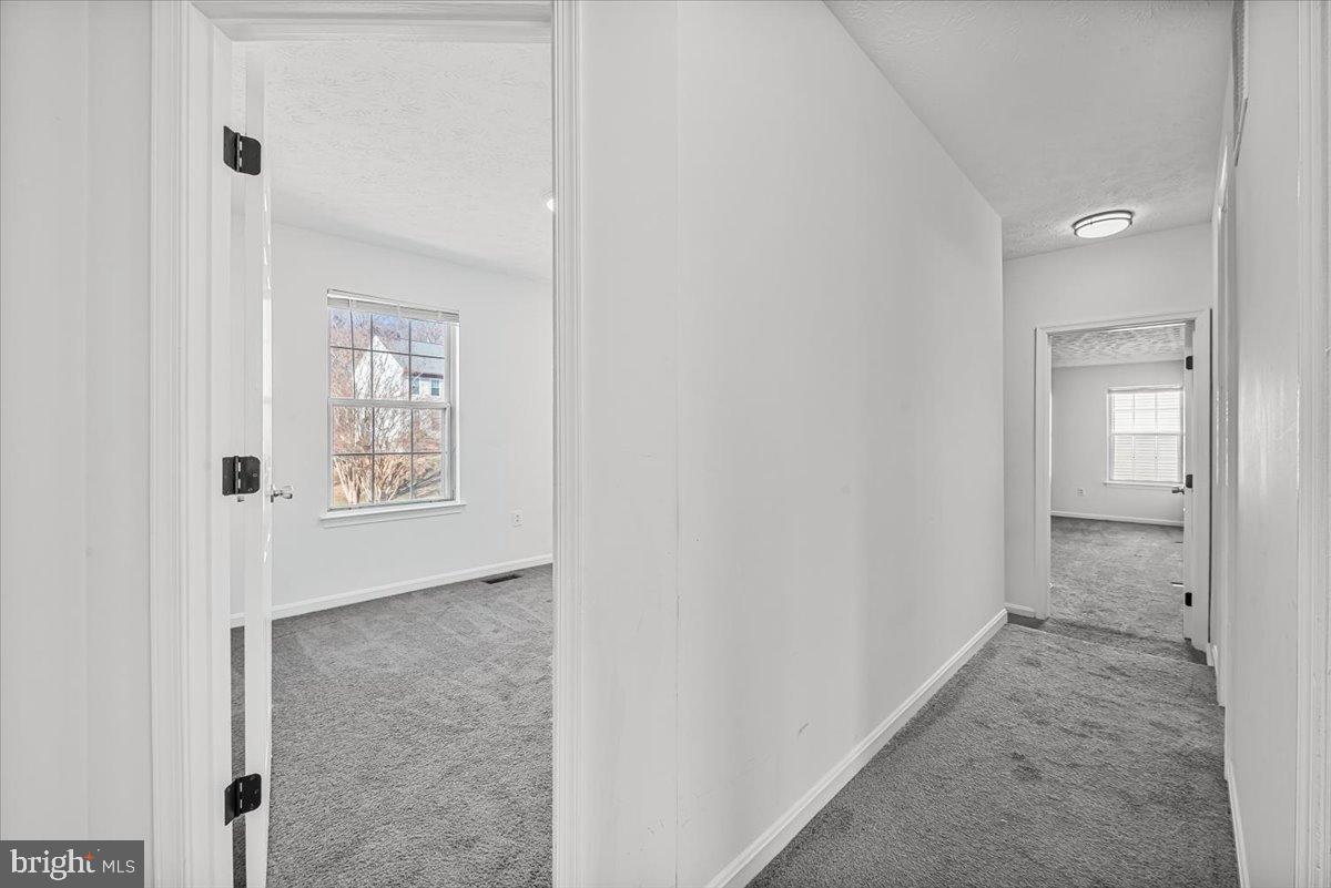 OLD FORT HILLS - Residential