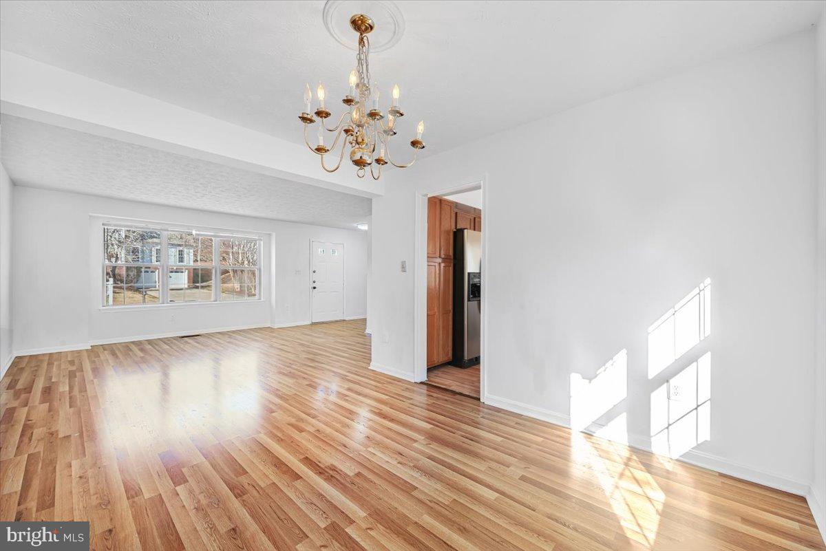 OLD FORT HILLS - Residential