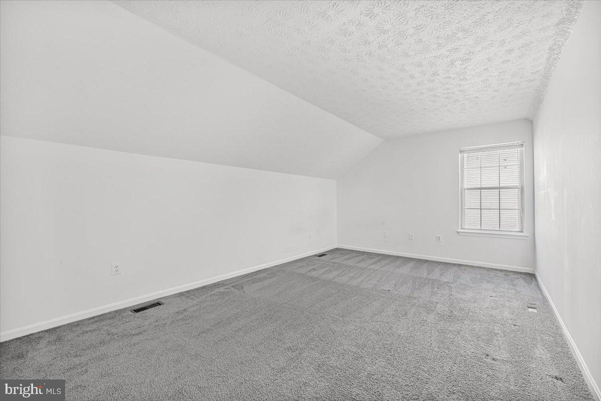 OLD FORT HILLS - Residential