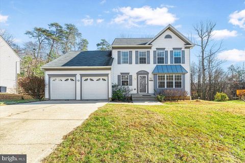 Homes For Sale - 10608 Cedarwood Lane<br/> FORT WASHINGTON, MD 20744