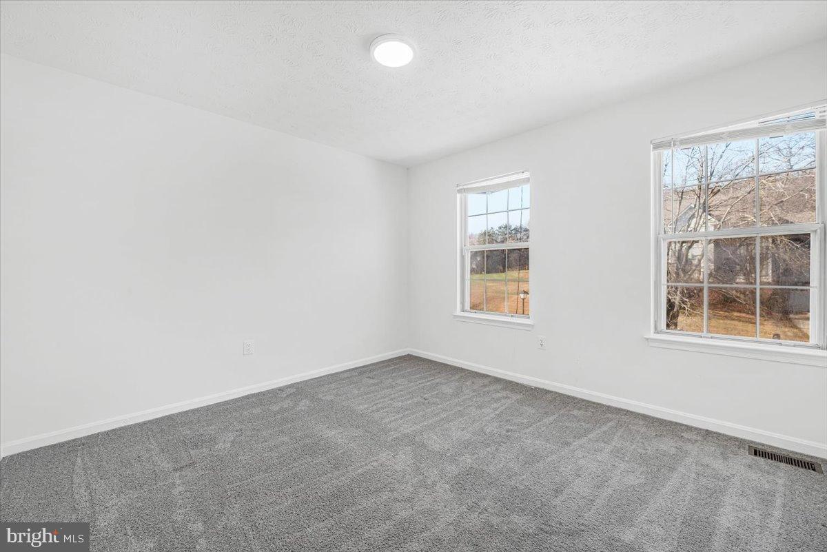 OLD FORT HILLS - Residential