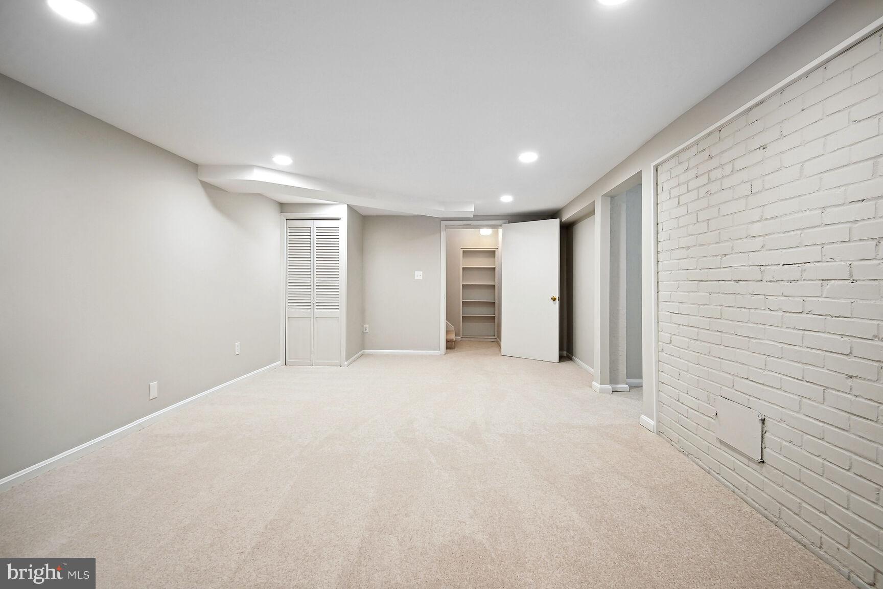 MINOR HILL - Residential