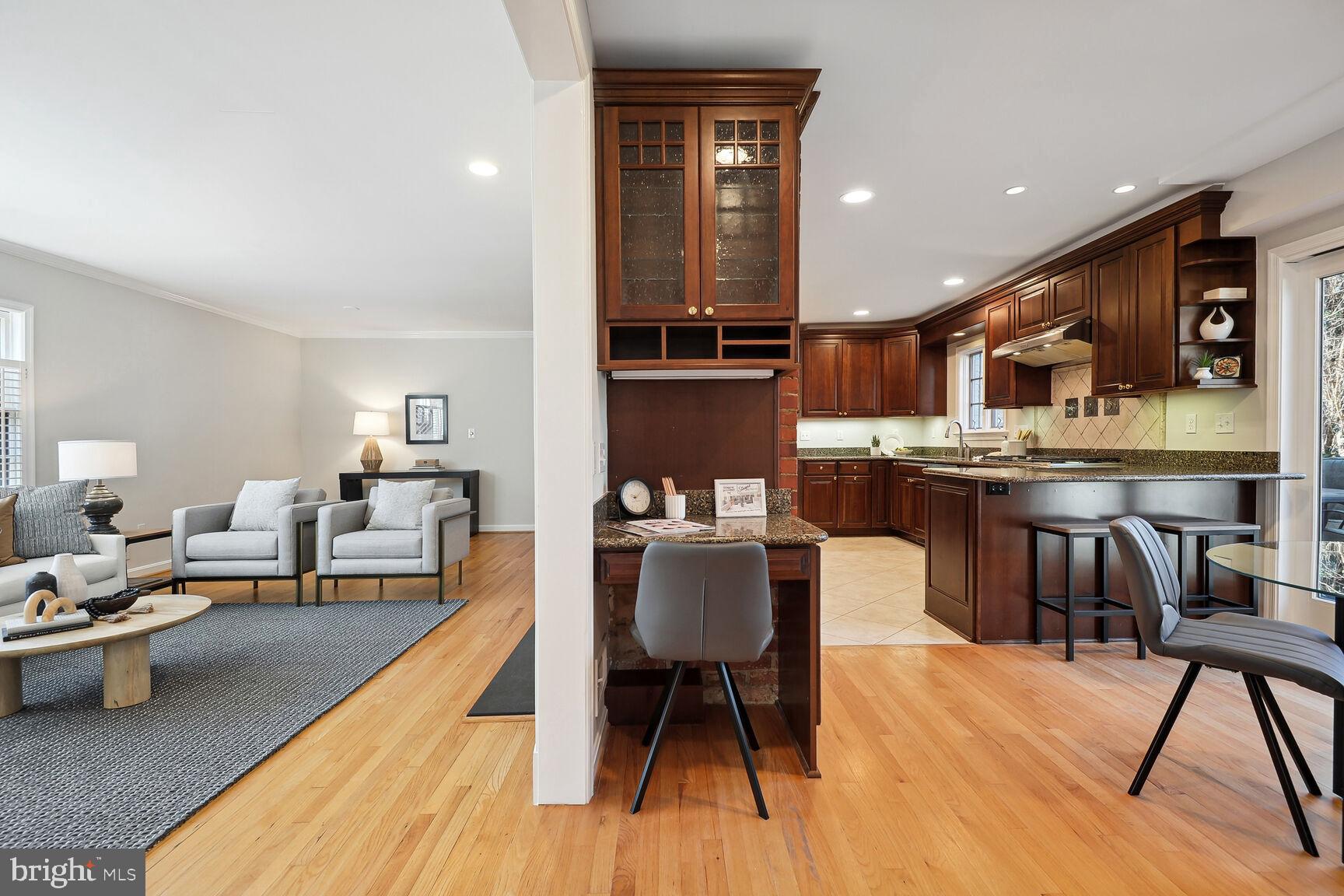 MINOR HILL - Residential