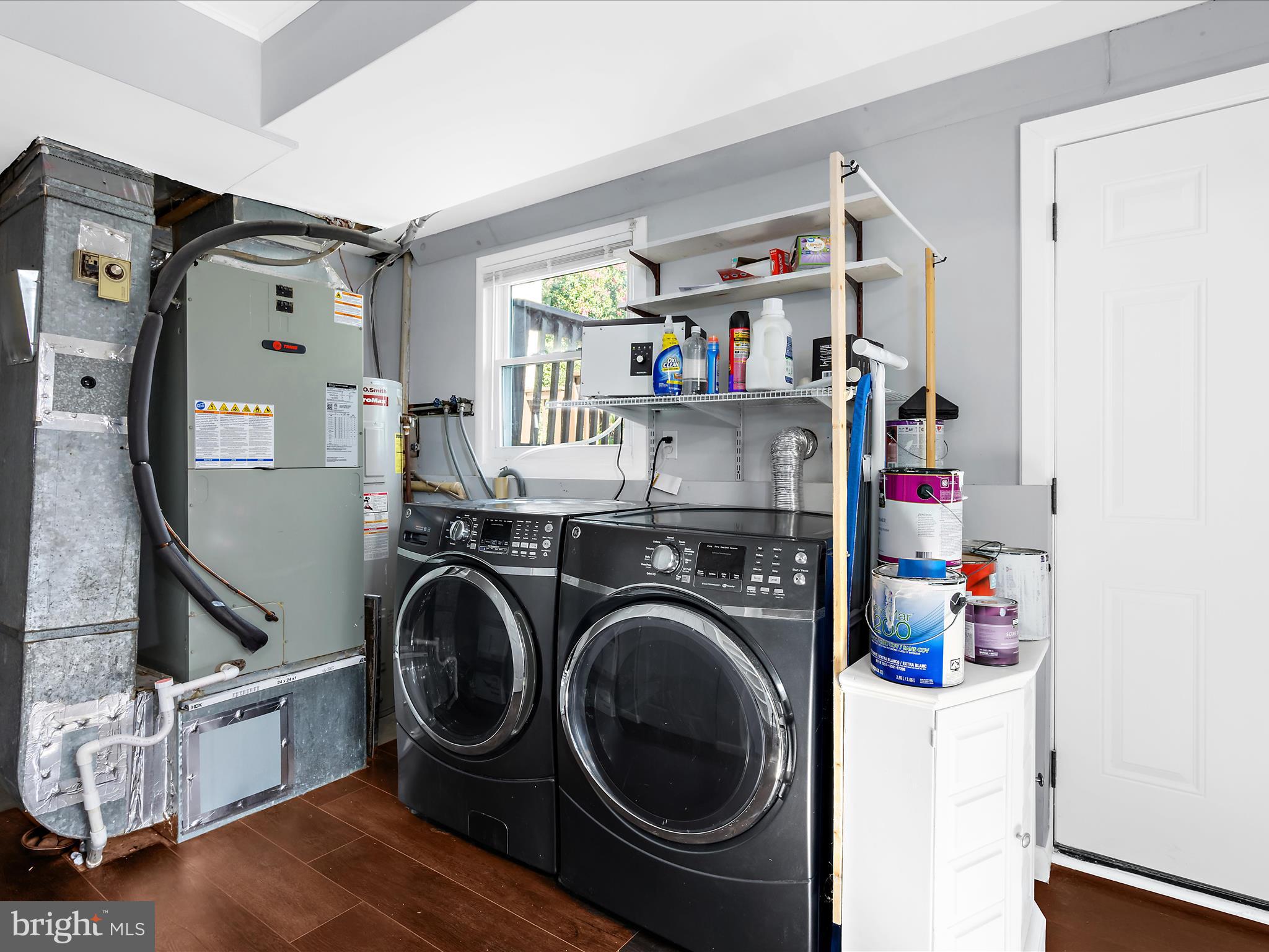 VILLAGE OF OWEN BROWN - Residential