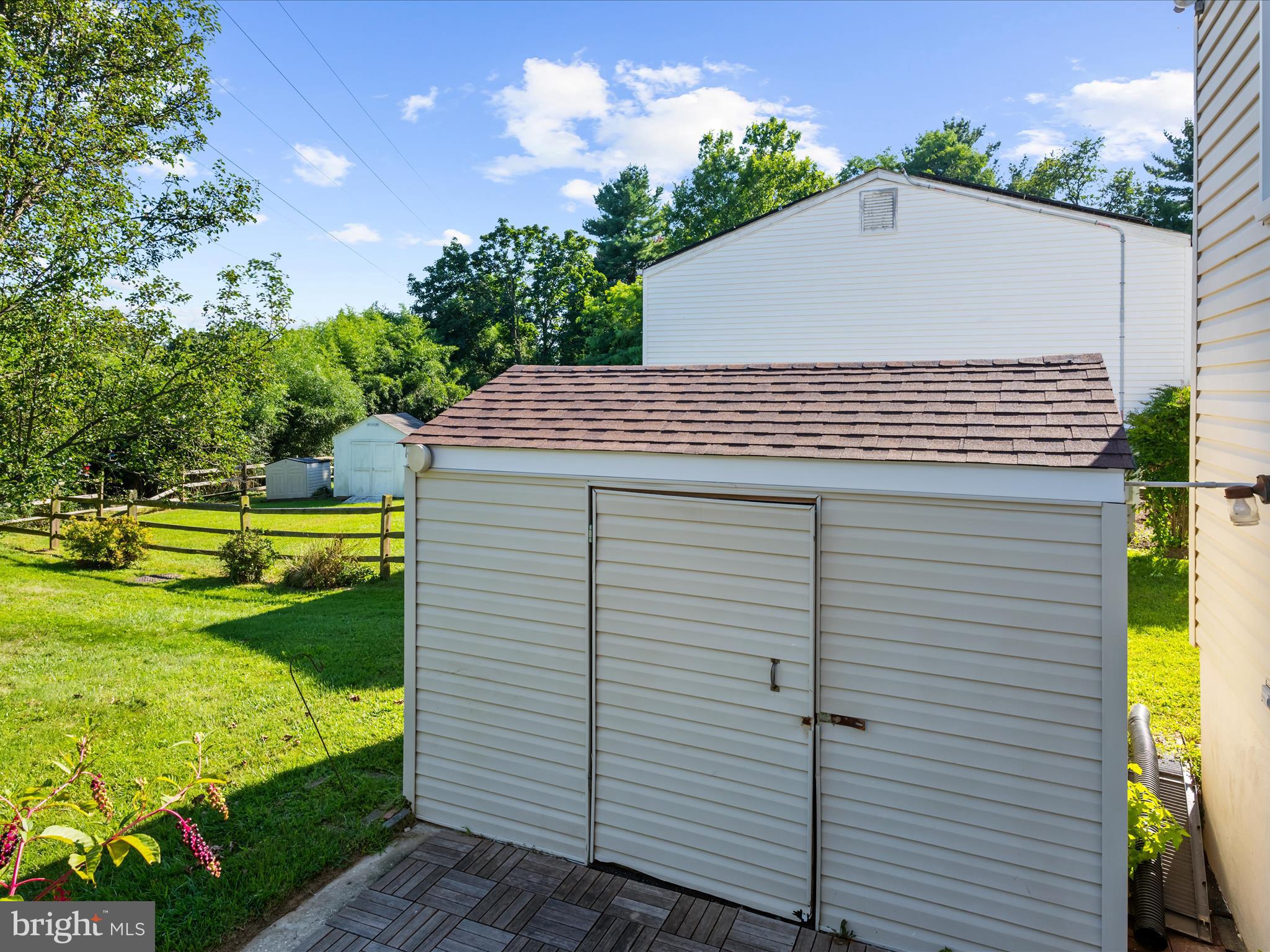 VILLAGE OF OWEN BROWN - Residential