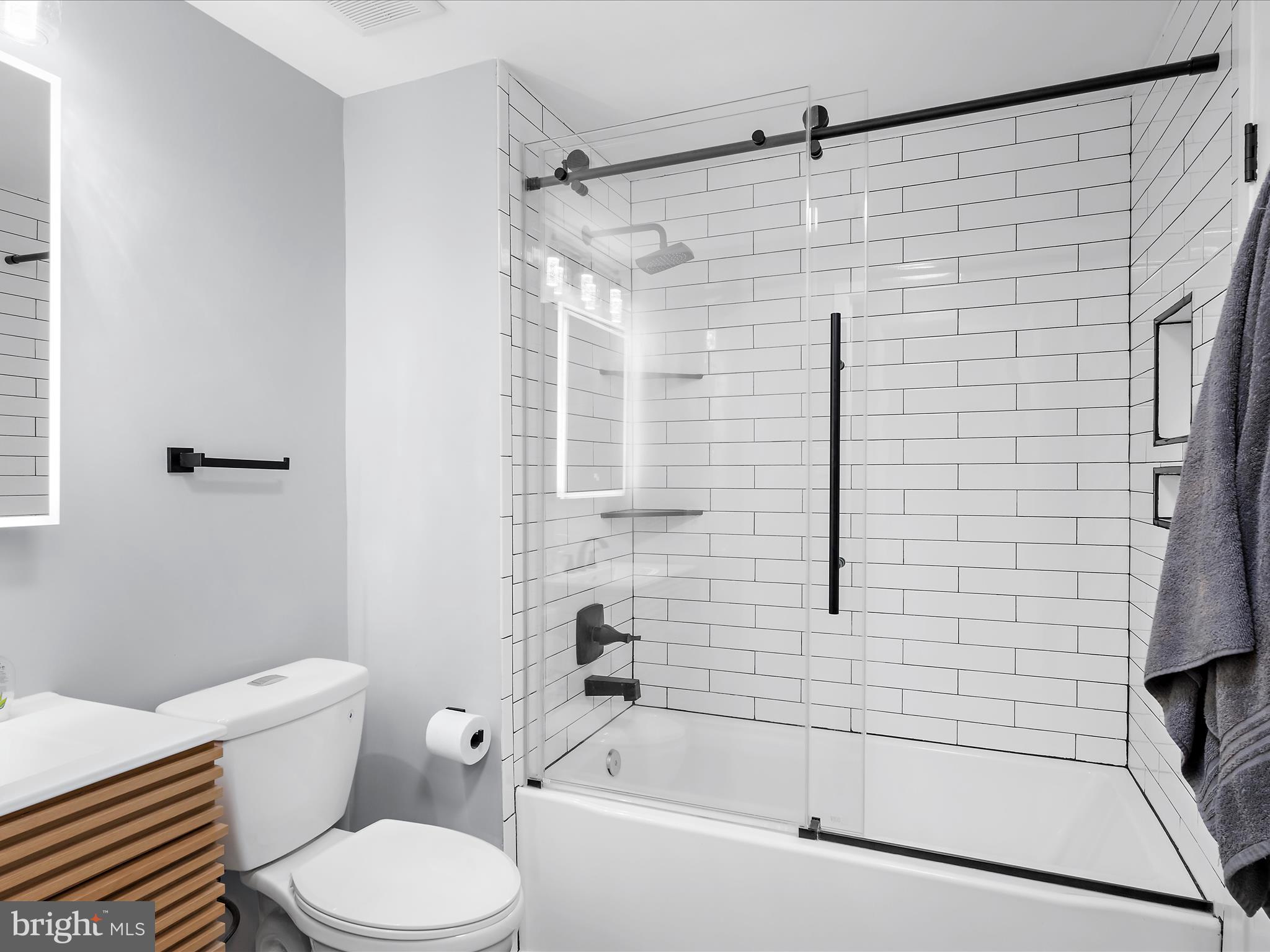 VILLAGE OF OWEN BROWN - Residential