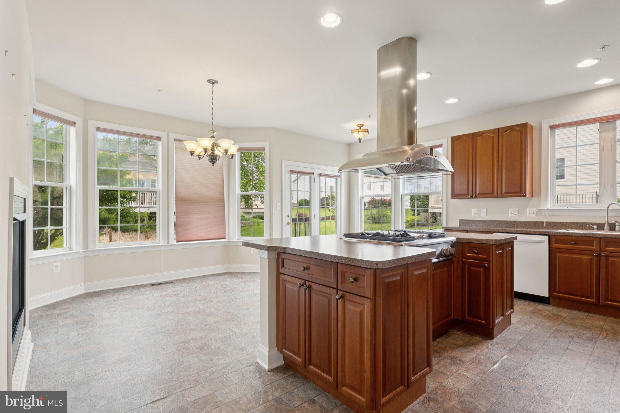 JERMAE ESTATES - Residential