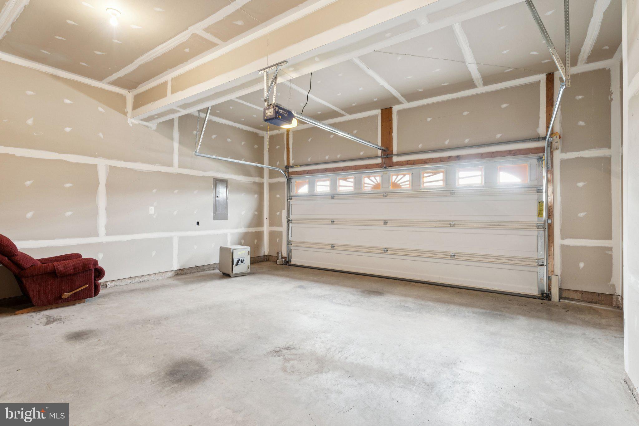 JERMAE ESTATES - Residential