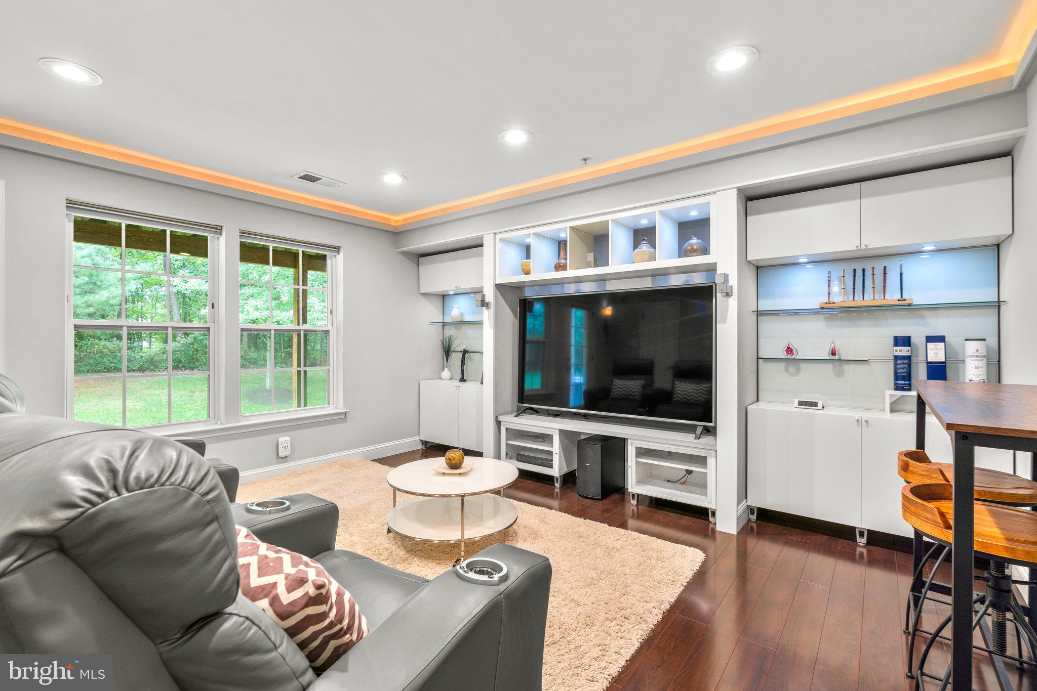 THE OAKS AT WATERS EDGE - Residential