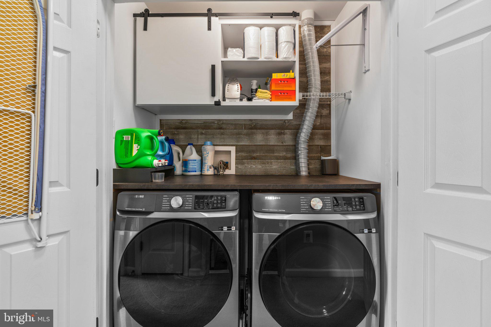 THE OAKS AT WATERS EDGE - Residential