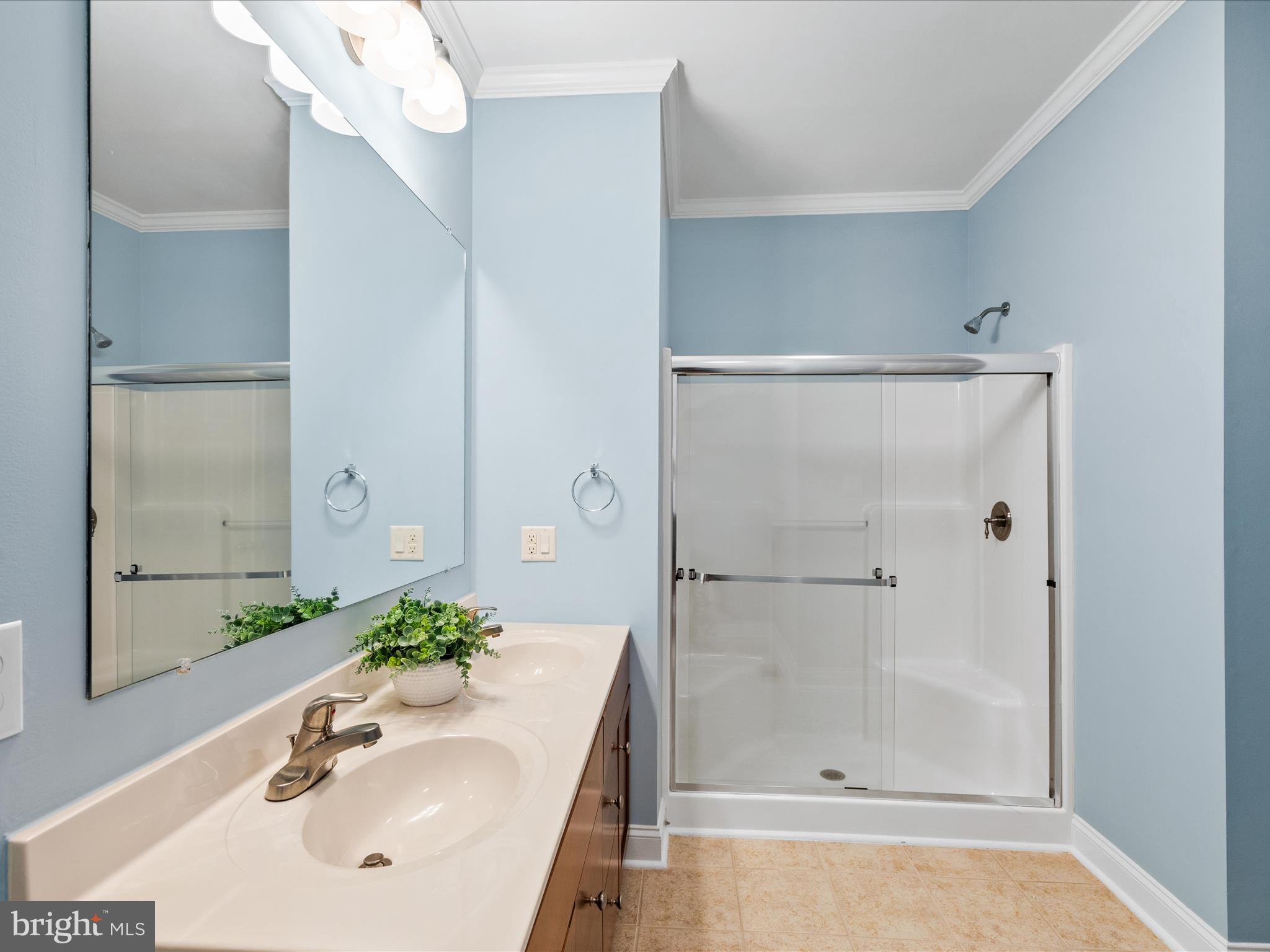 BAYWOOD - Residential