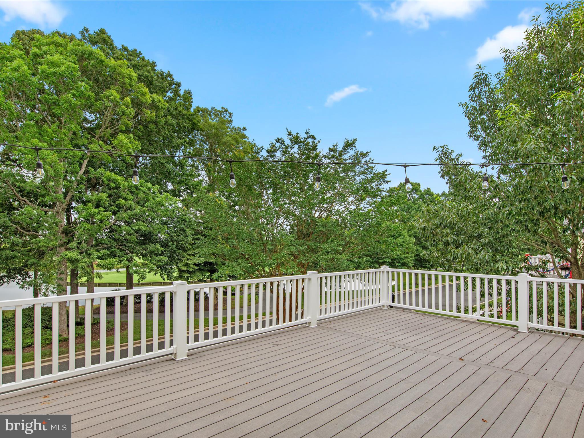 BAYWOOD - Residential