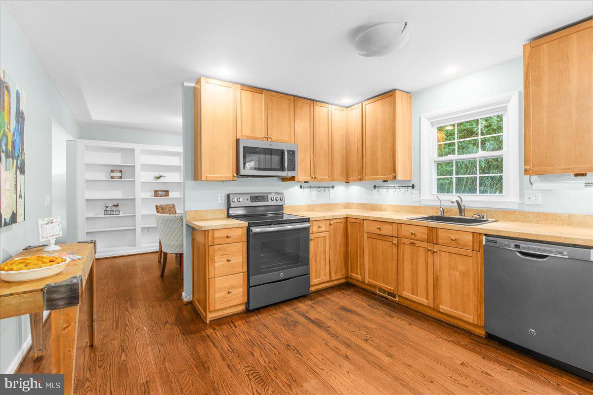 MATAPEAKE ESTATES - Residential