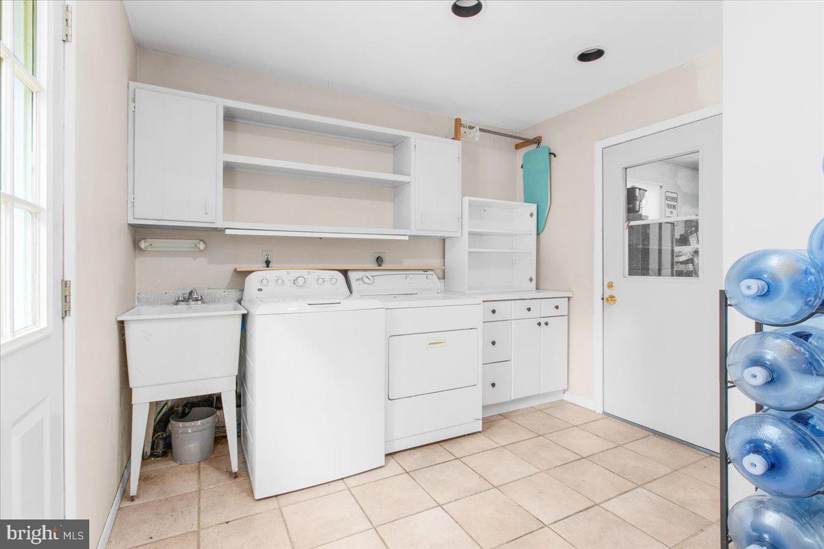 MATAPEAKE ESTATES - Residential