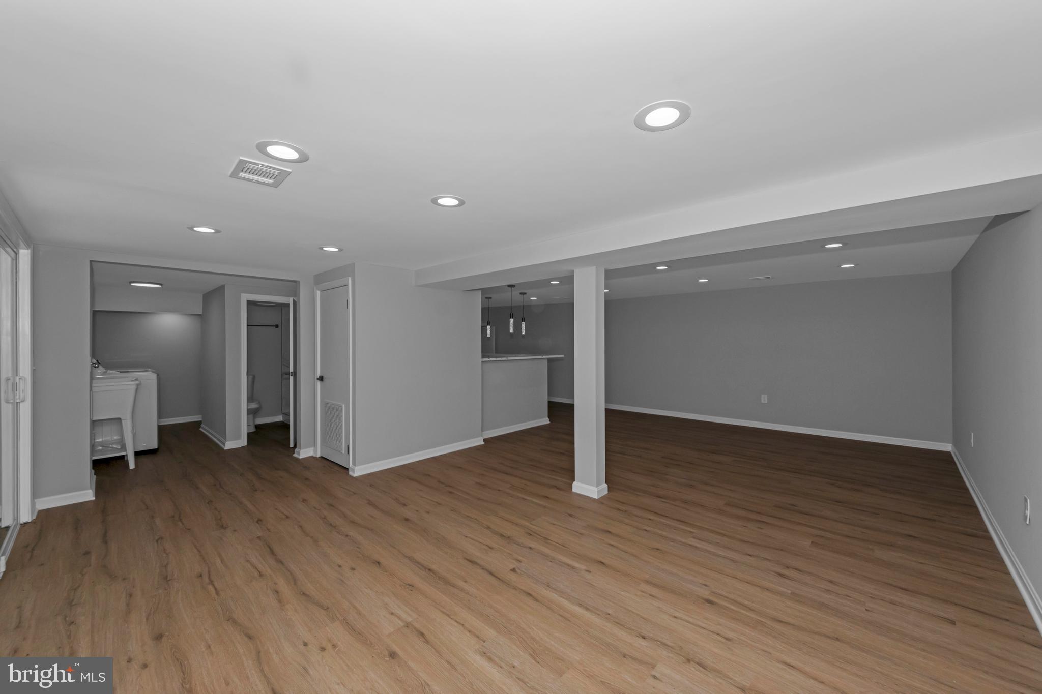 FOREST KNOLLS - Residential