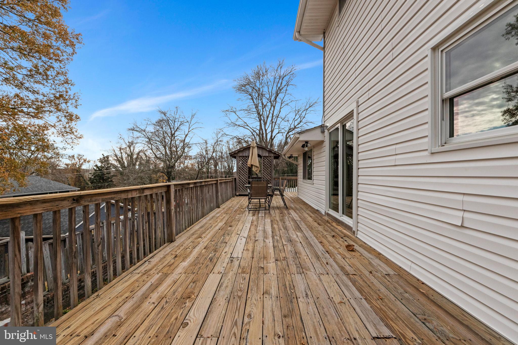 FOREST KNOLLS - Residential