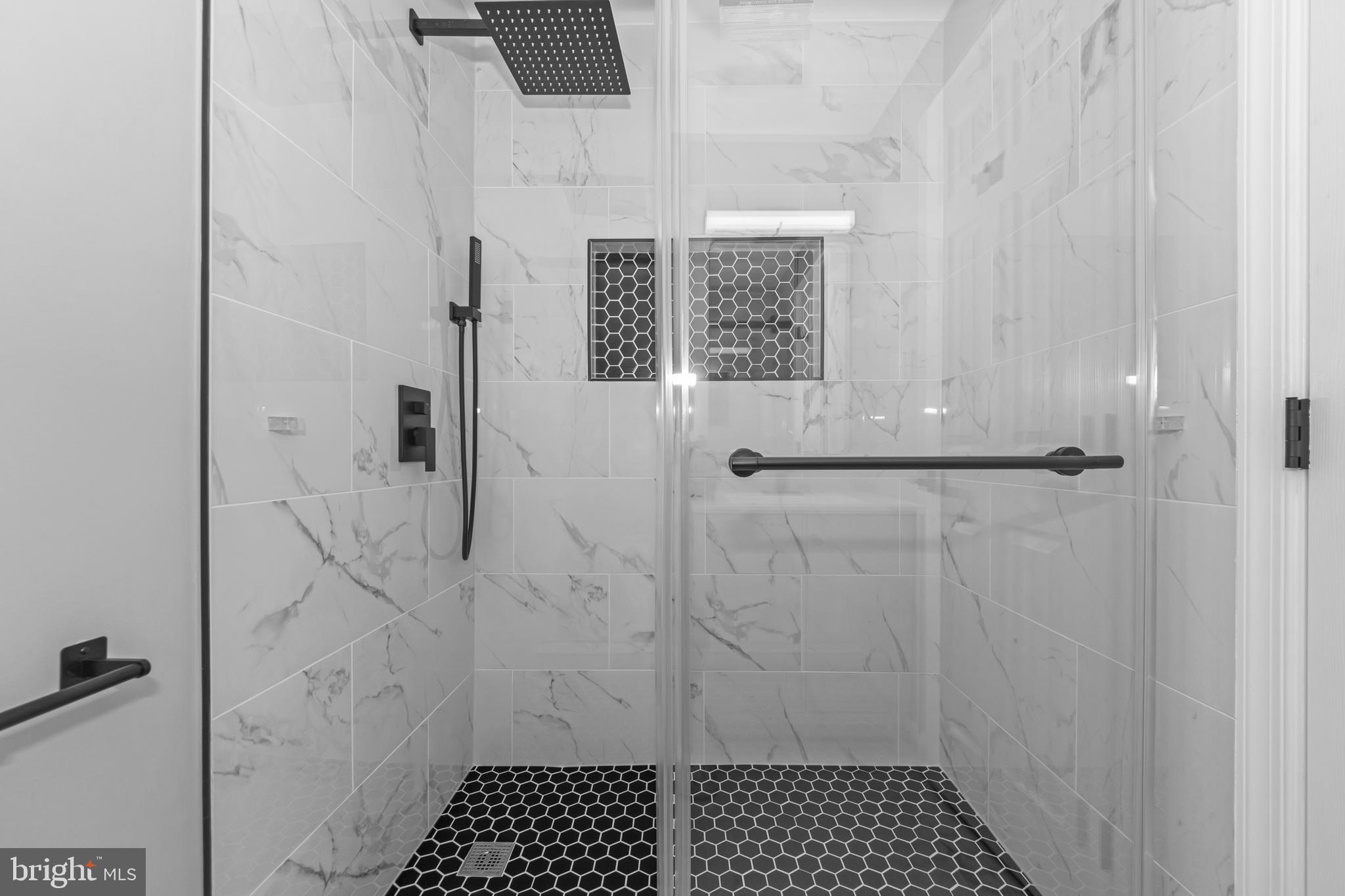 FOREST KNOLLS - Residential