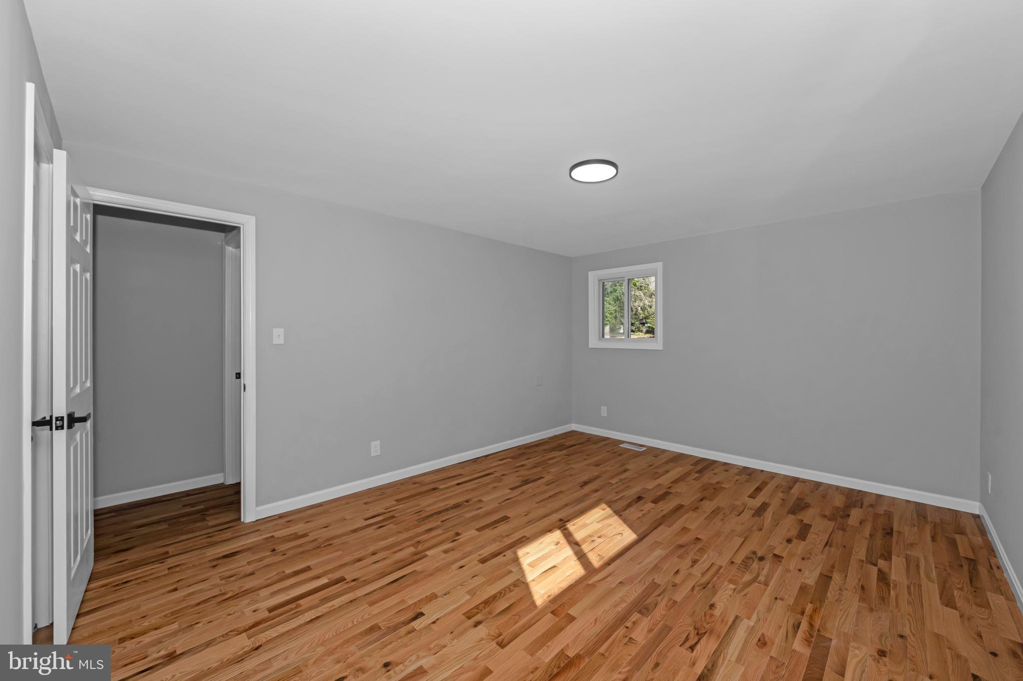 FOREST KNOLLS - Residential