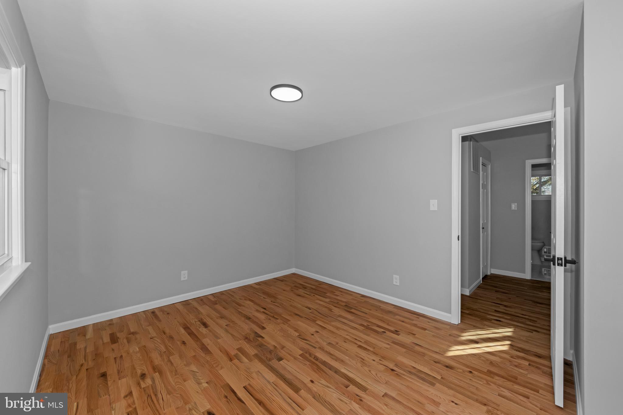 FOREST KNOLLS - Residential