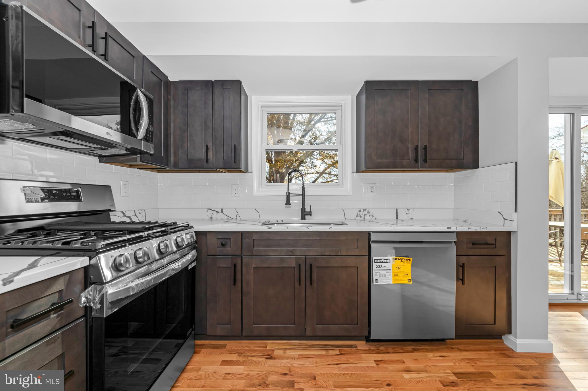 FOREST KNOLLS - Residential