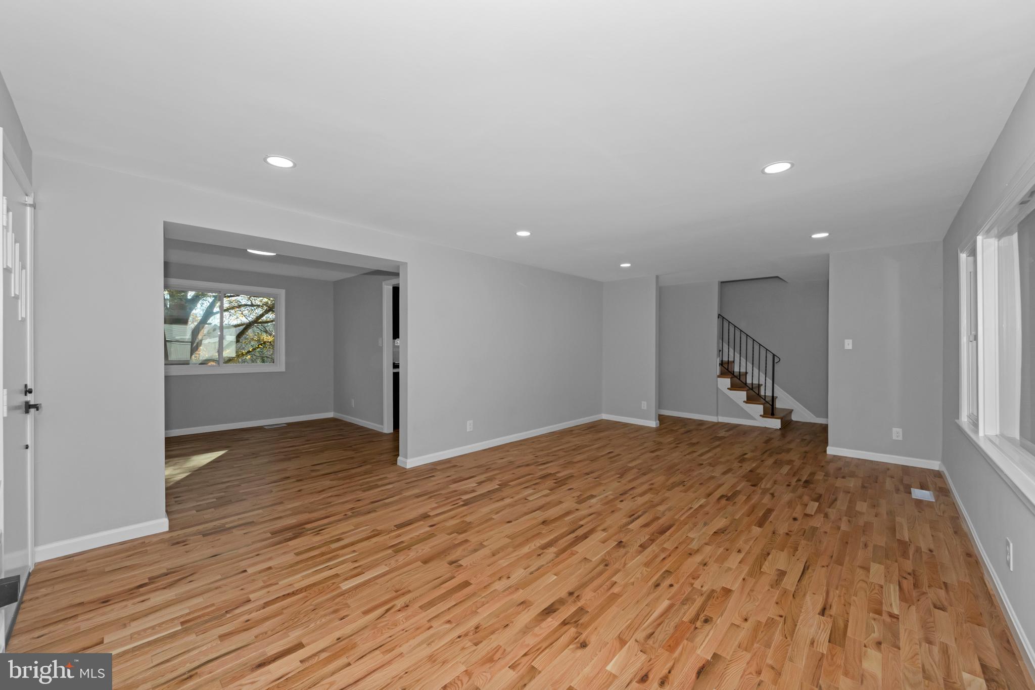 13318 CHALFONT AVENUE