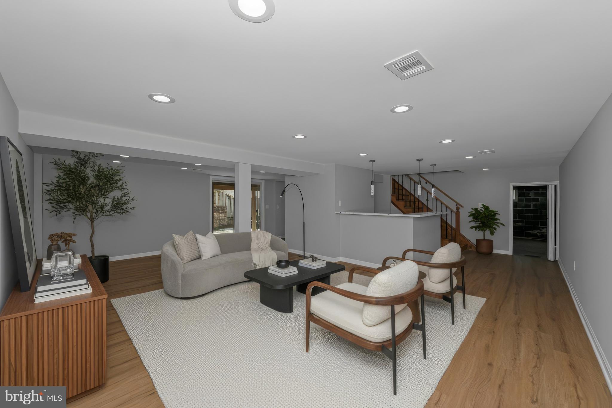 FOREST KNOLLS - Residential