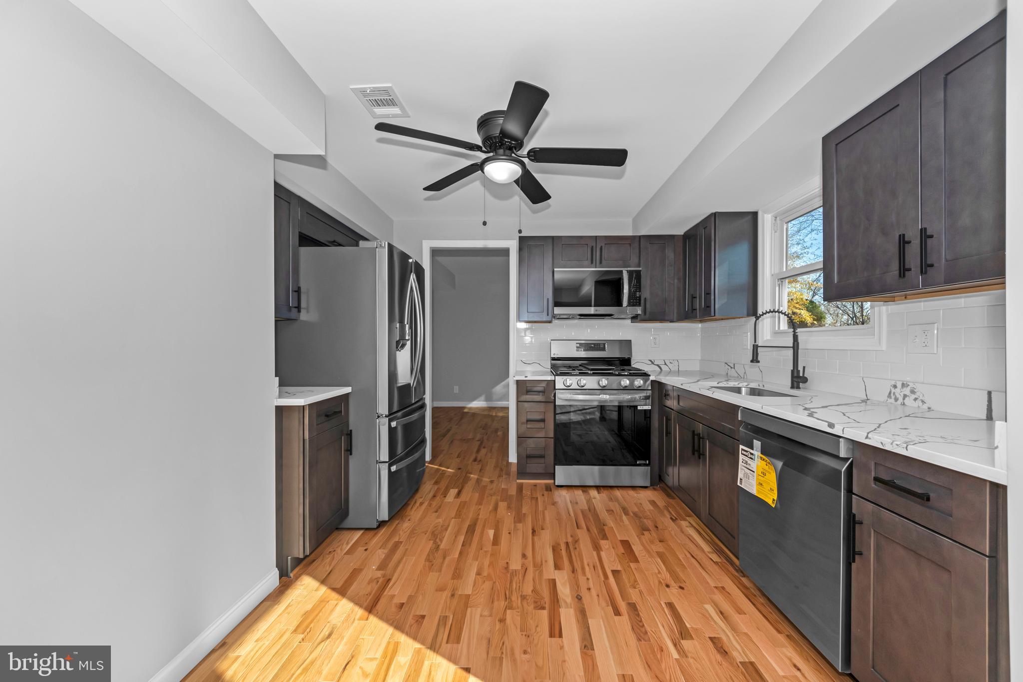 FOREST KNOLLS - Residential