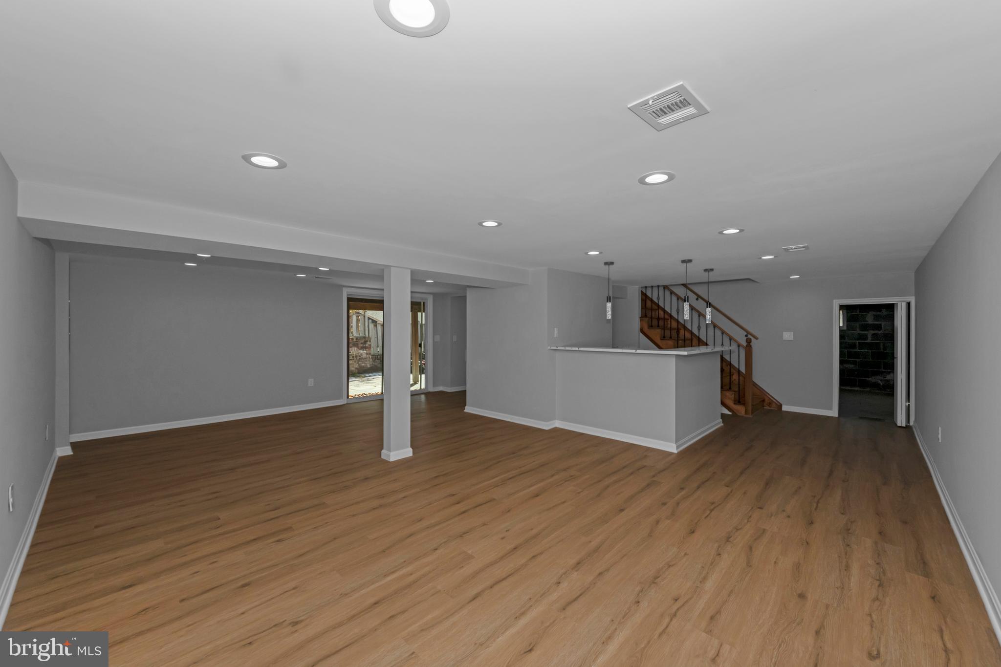 FOREST KNOLLS - Residential