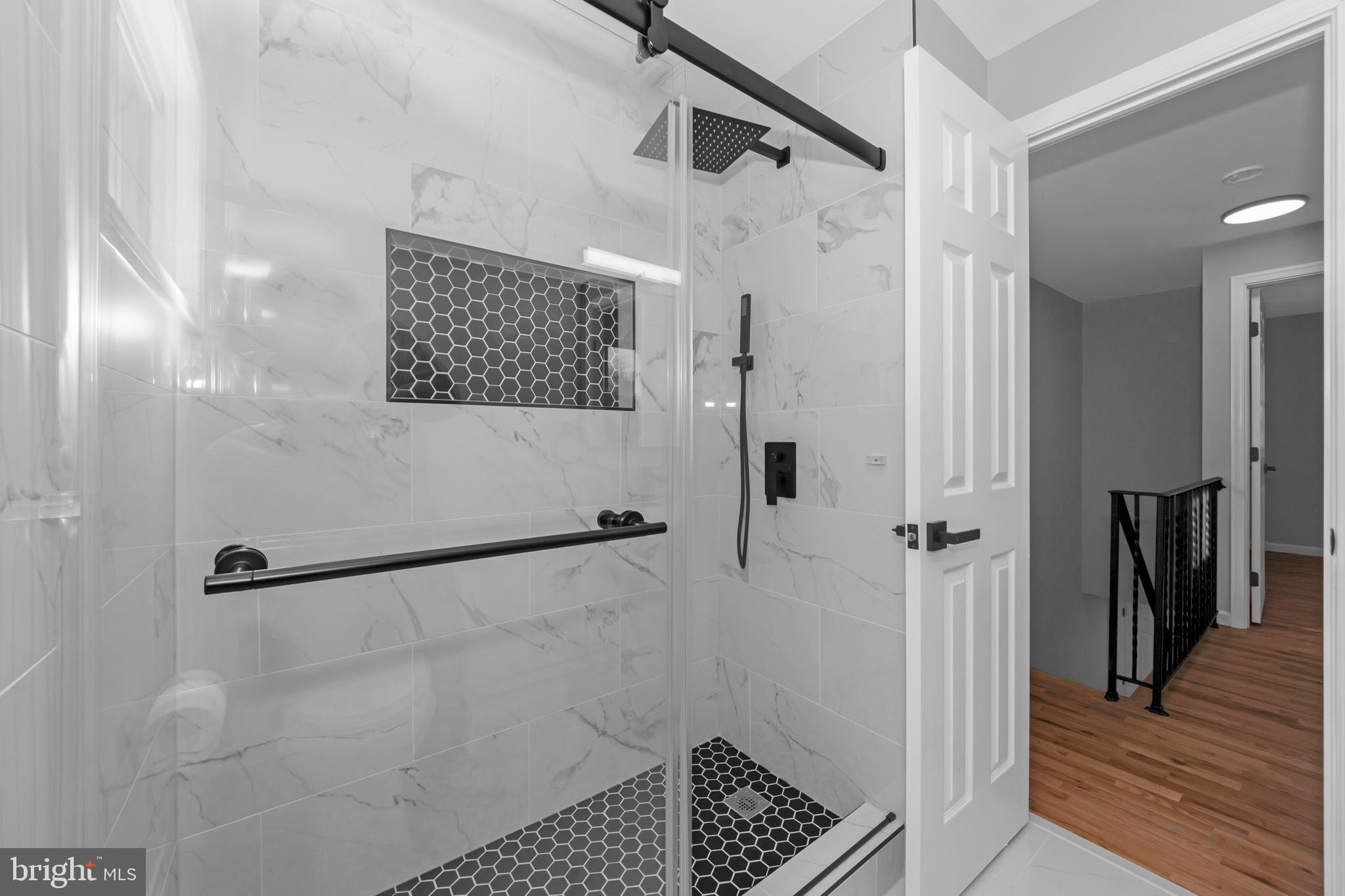 FOREST KNOLLS - Residential