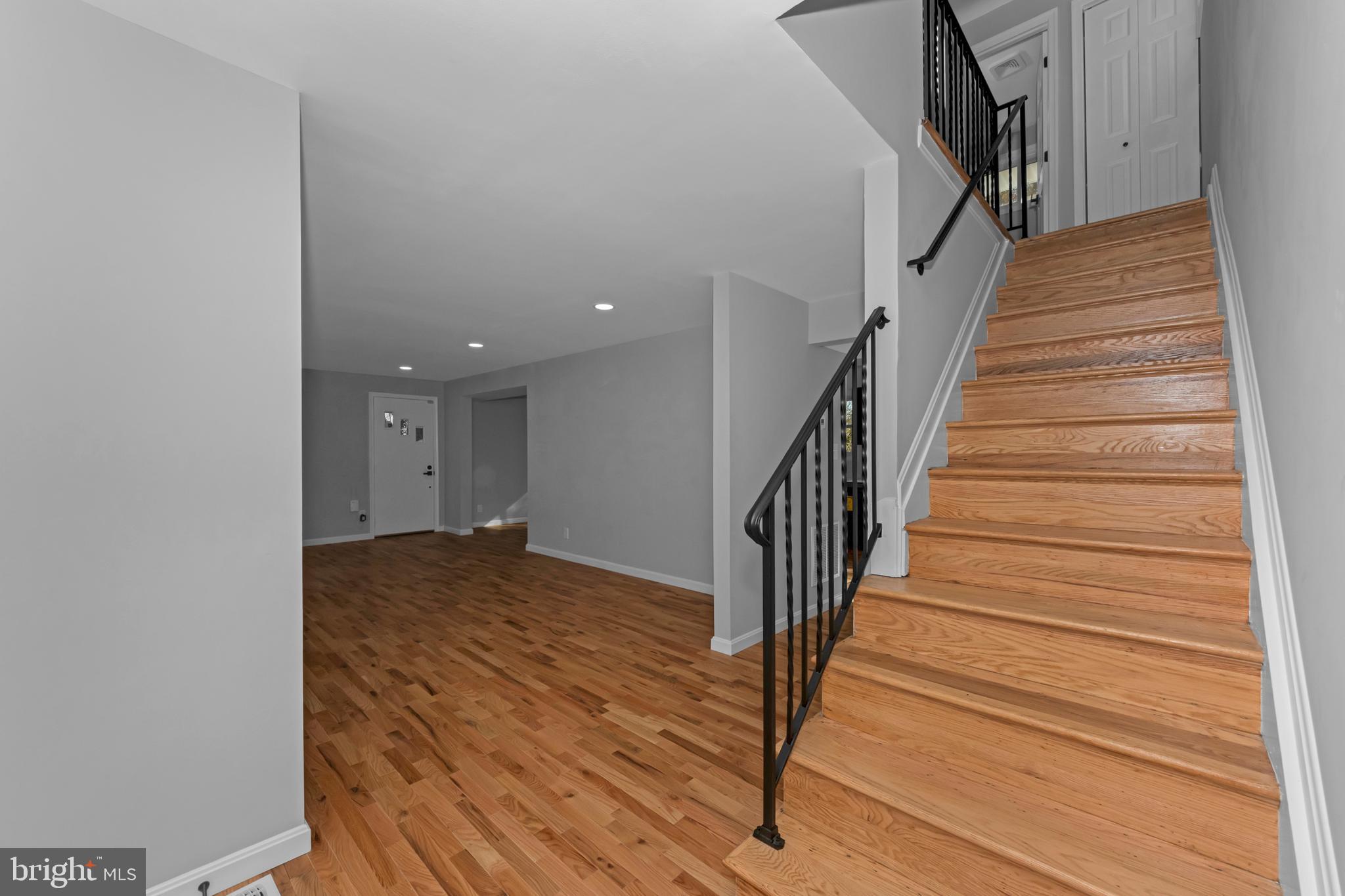 FOREST KNOLLS - Residential