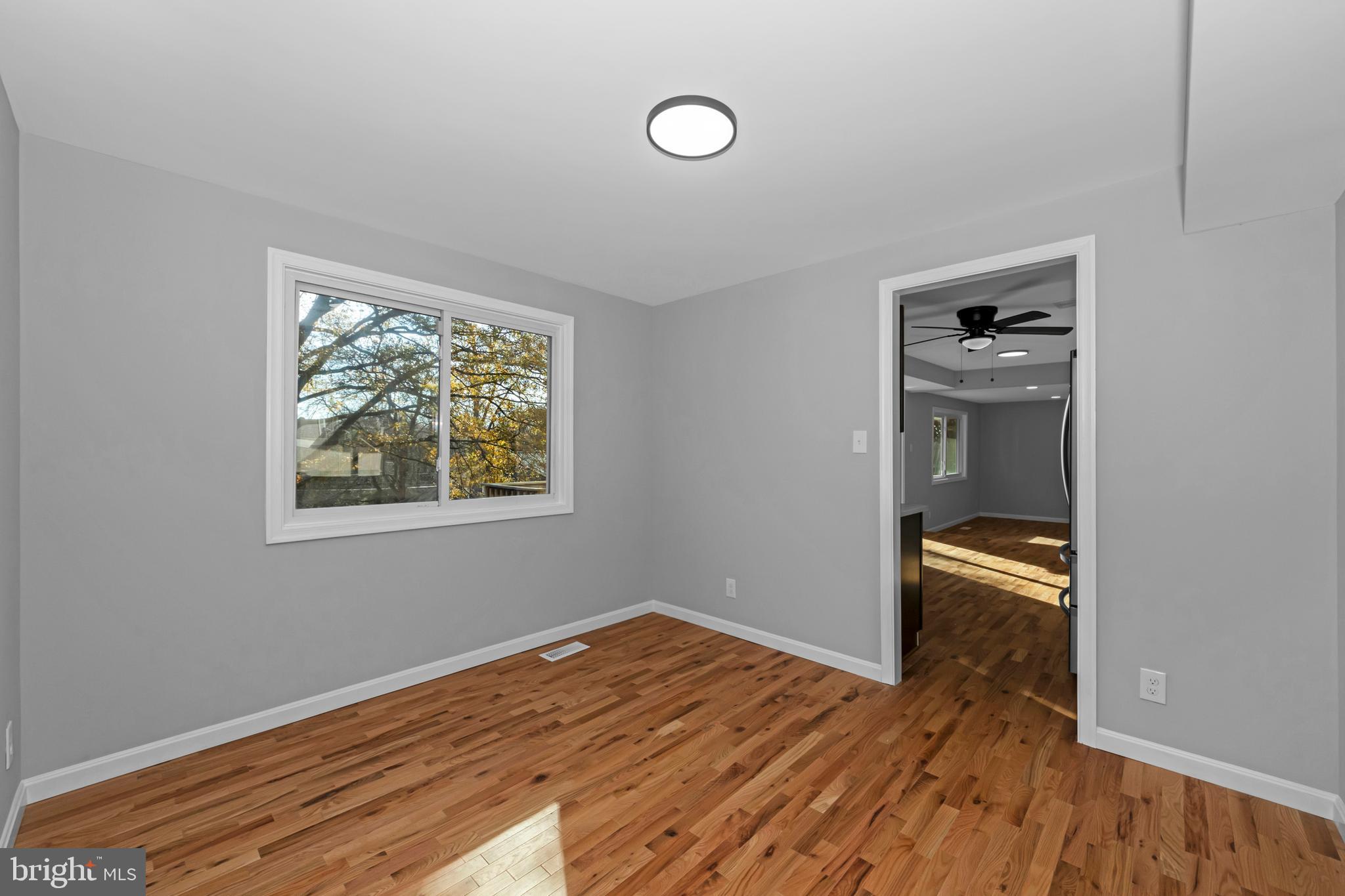 FOREST KNOLLS - Residential