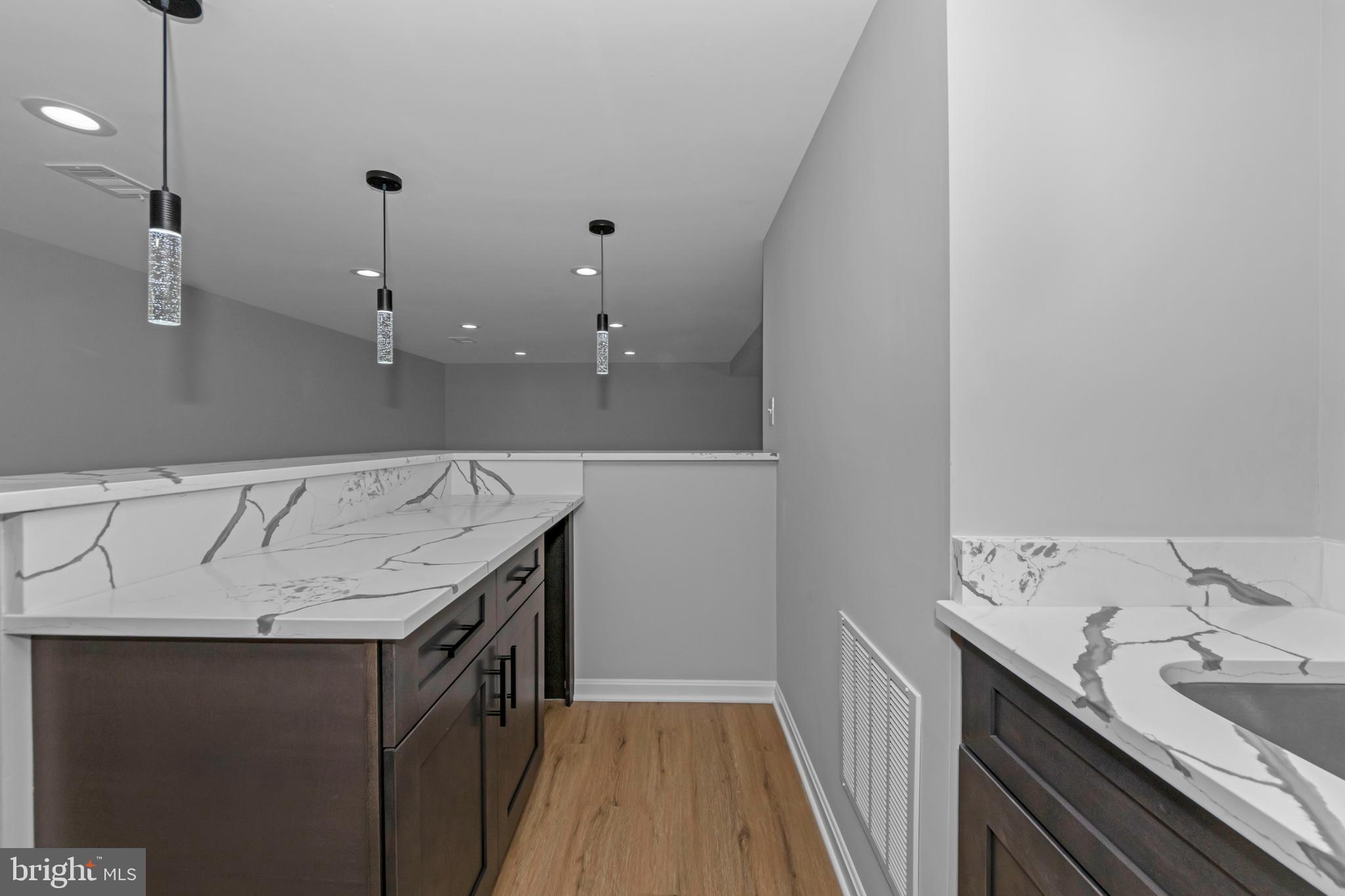 FOREST KNOLLS - Residential