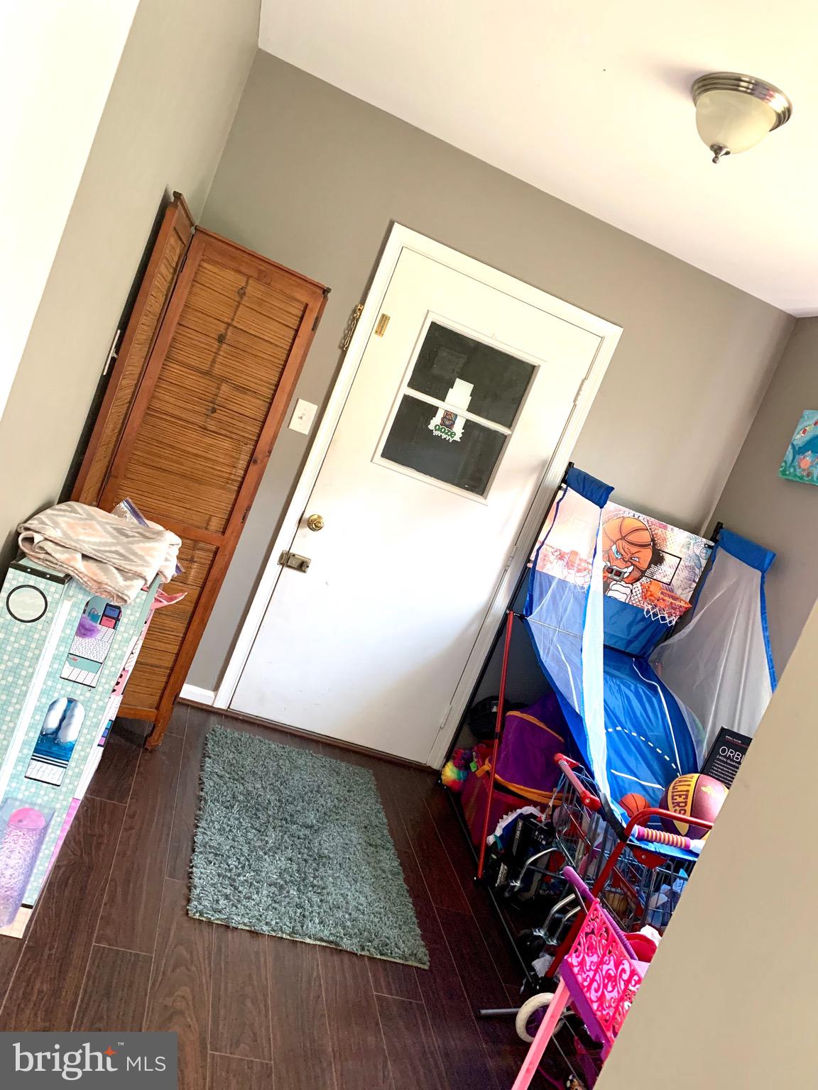 CHANCELLOR GARDENS - Residential