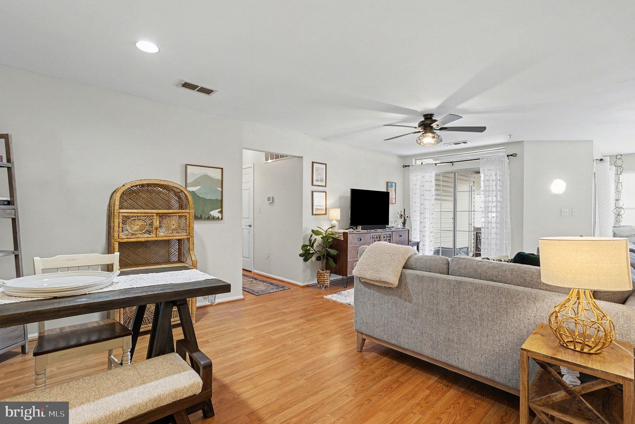 ENGLISH COUNTRY MANOR - Residential