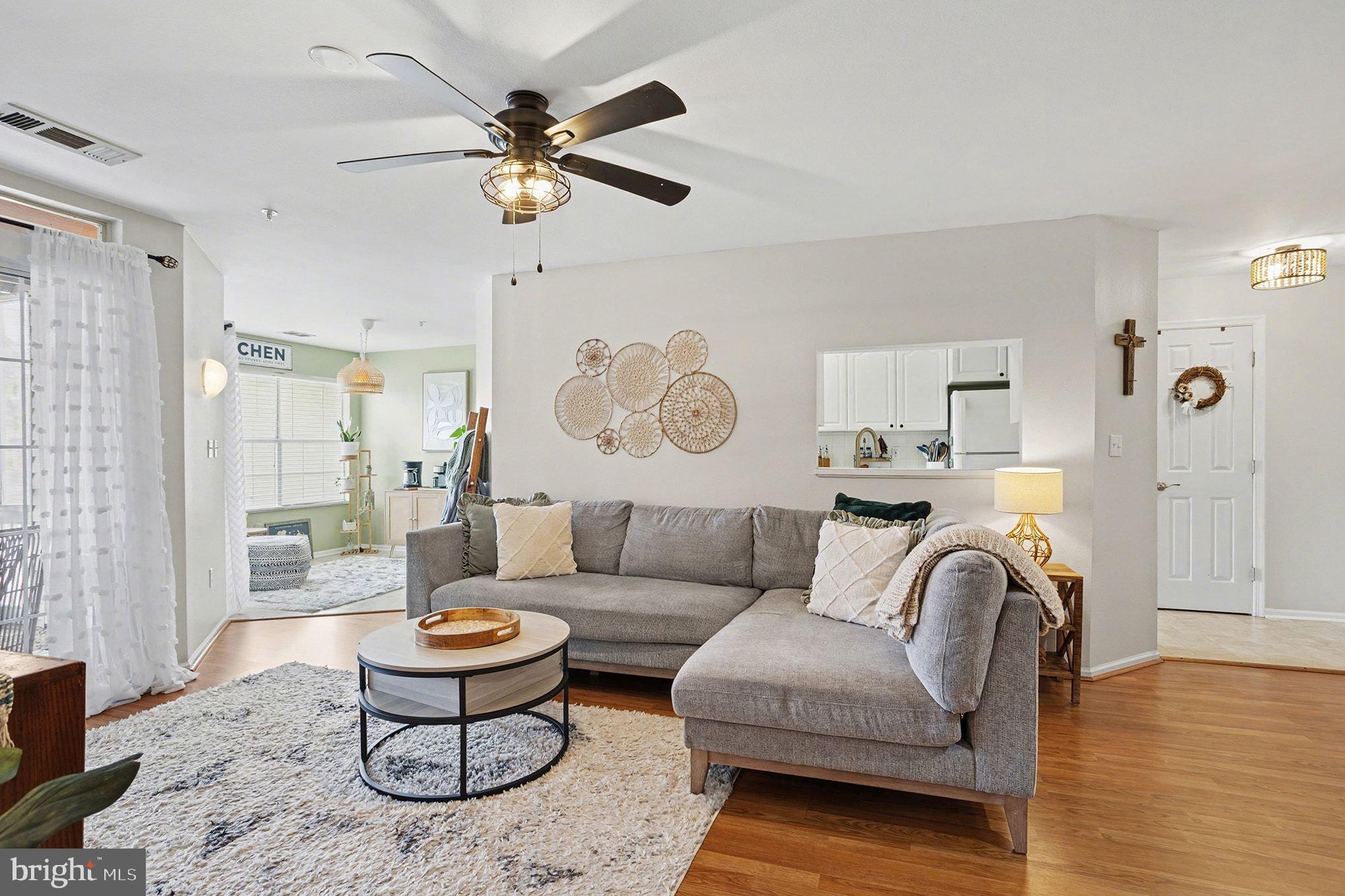 ENGLISH COUNTRY MANOR - Residential