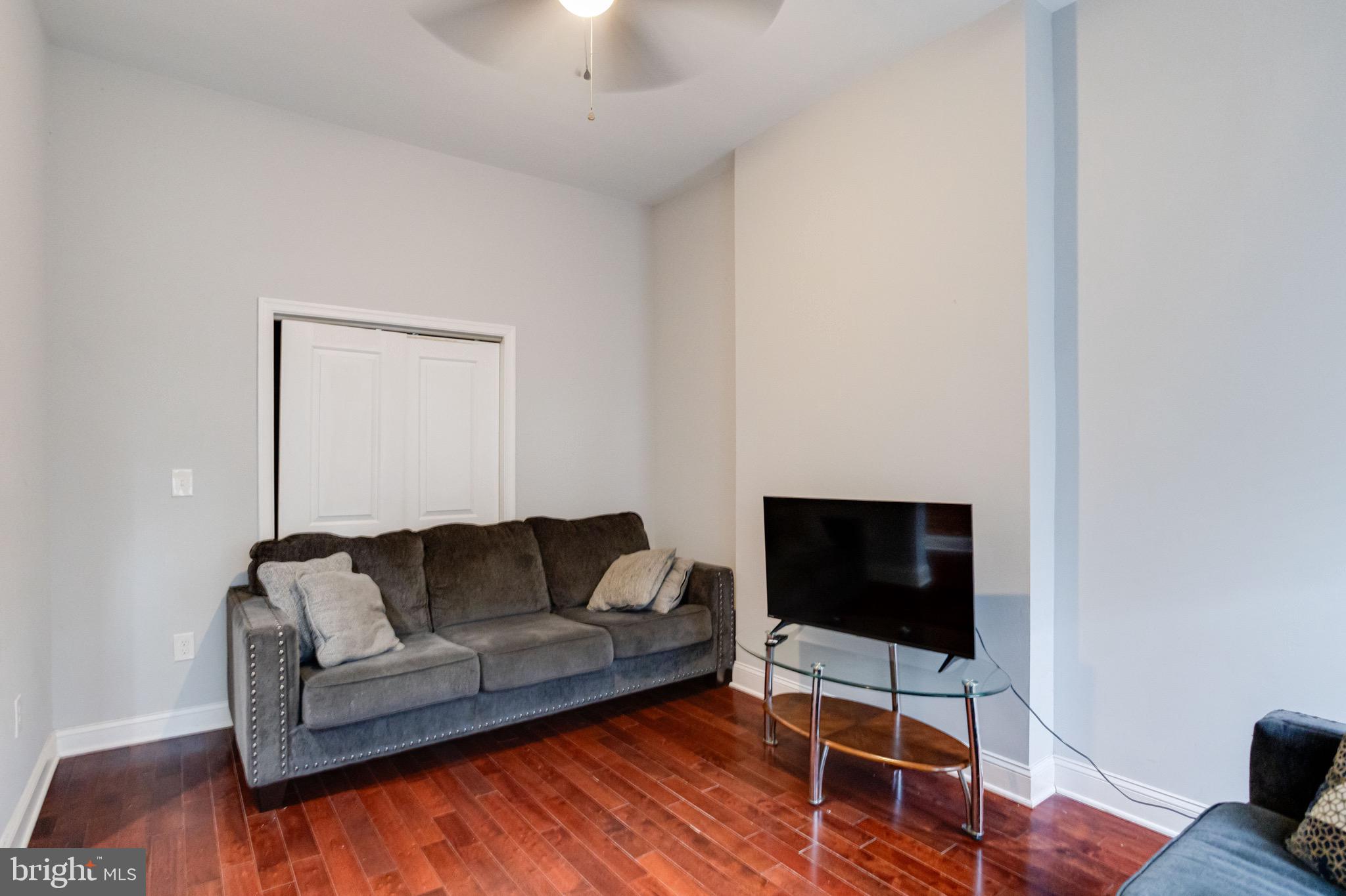 OLIVER - Residential